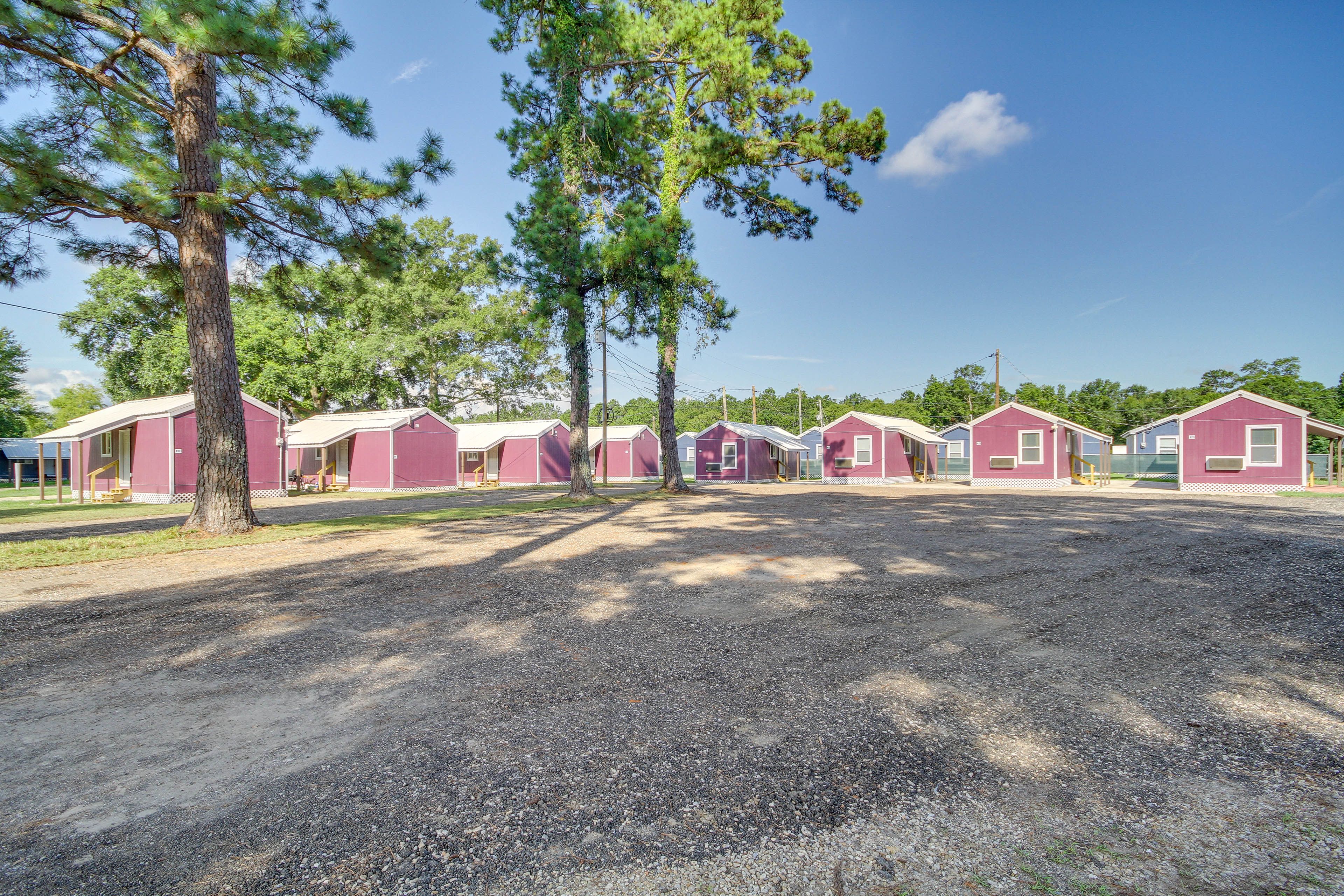 Parking | Driveway (1 Vehicles) | Community Trailer Parking
