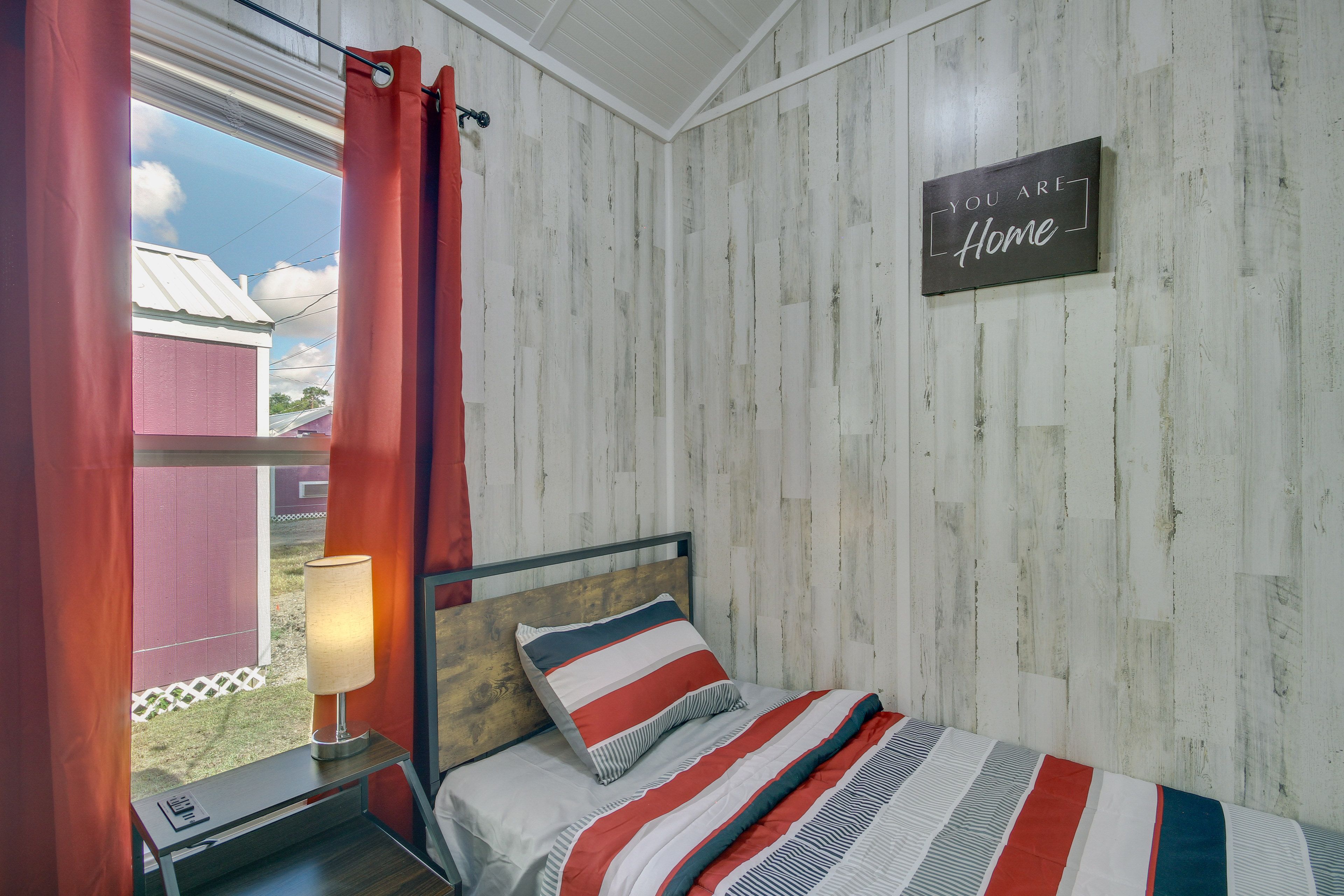 Bedroom 2 | Twin Bed