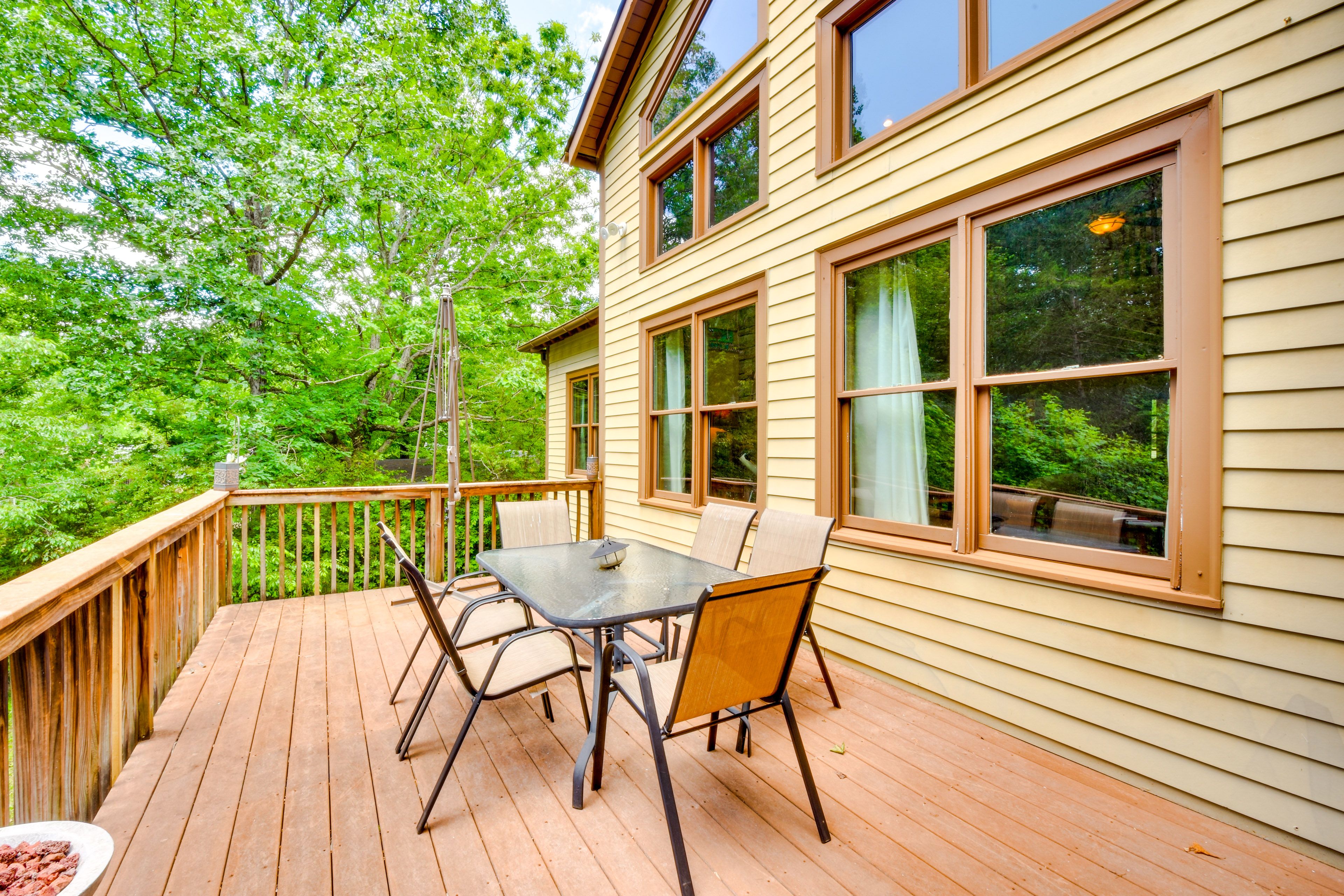 Deck