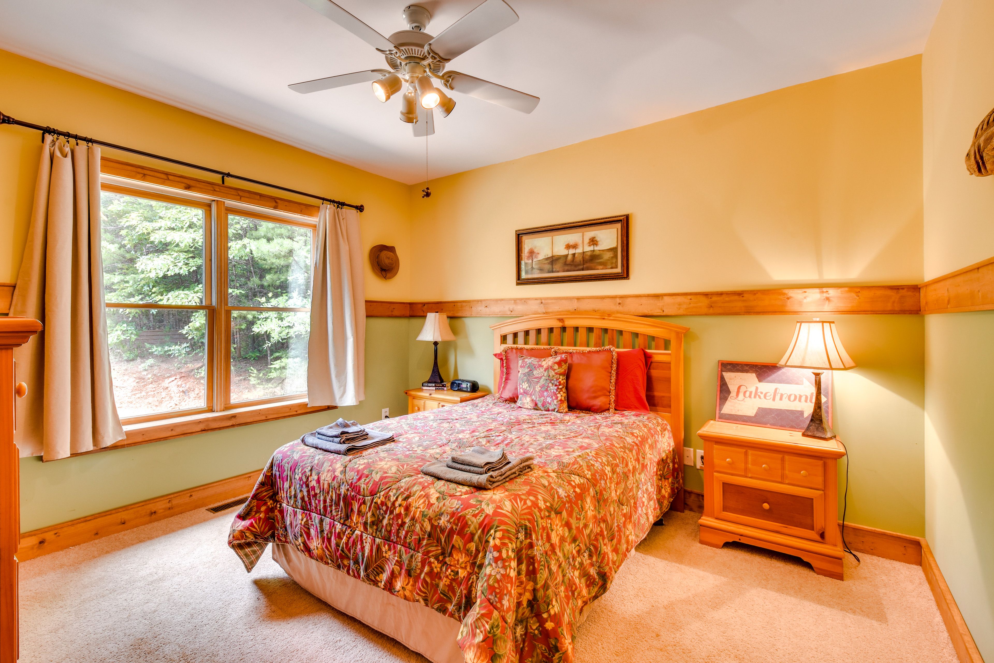 Bedroom 1 | 1st Floor | Queen Bed | Linens Provided | En-Suite Bathroom