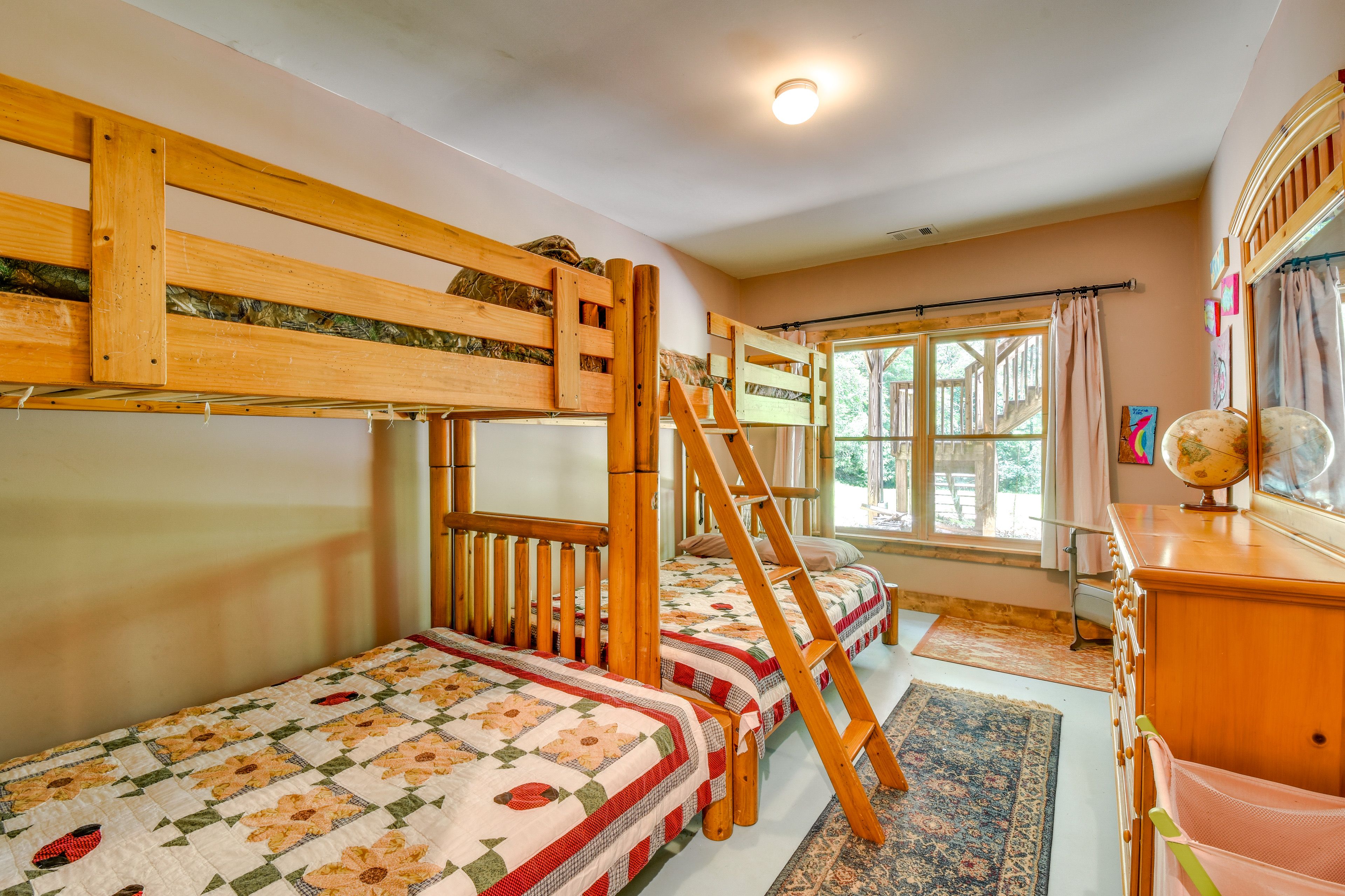 Bedroom 4 | Basement | 2 Twin/Full Bunk Beds