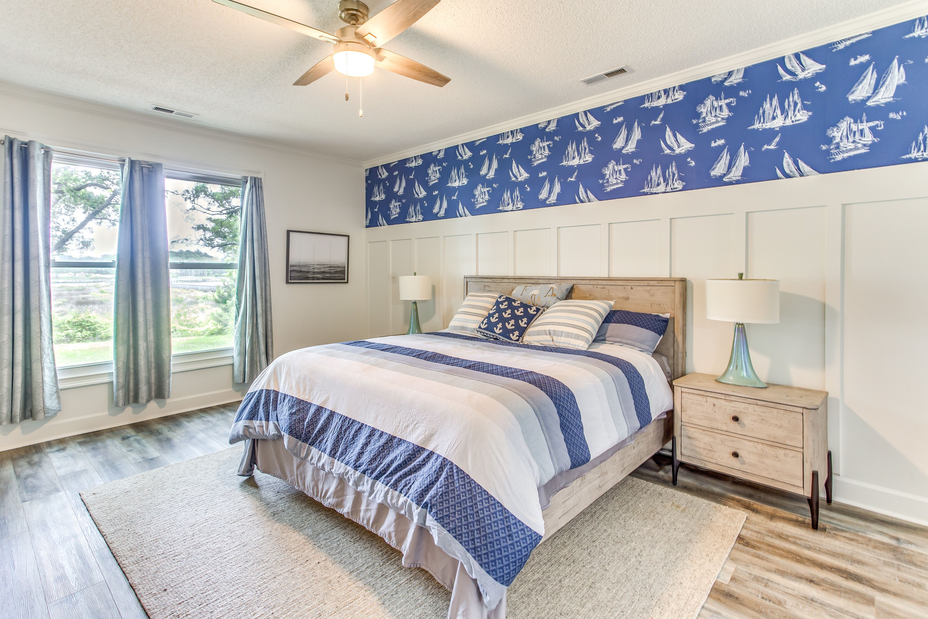 Bedroom 1 | King Bed