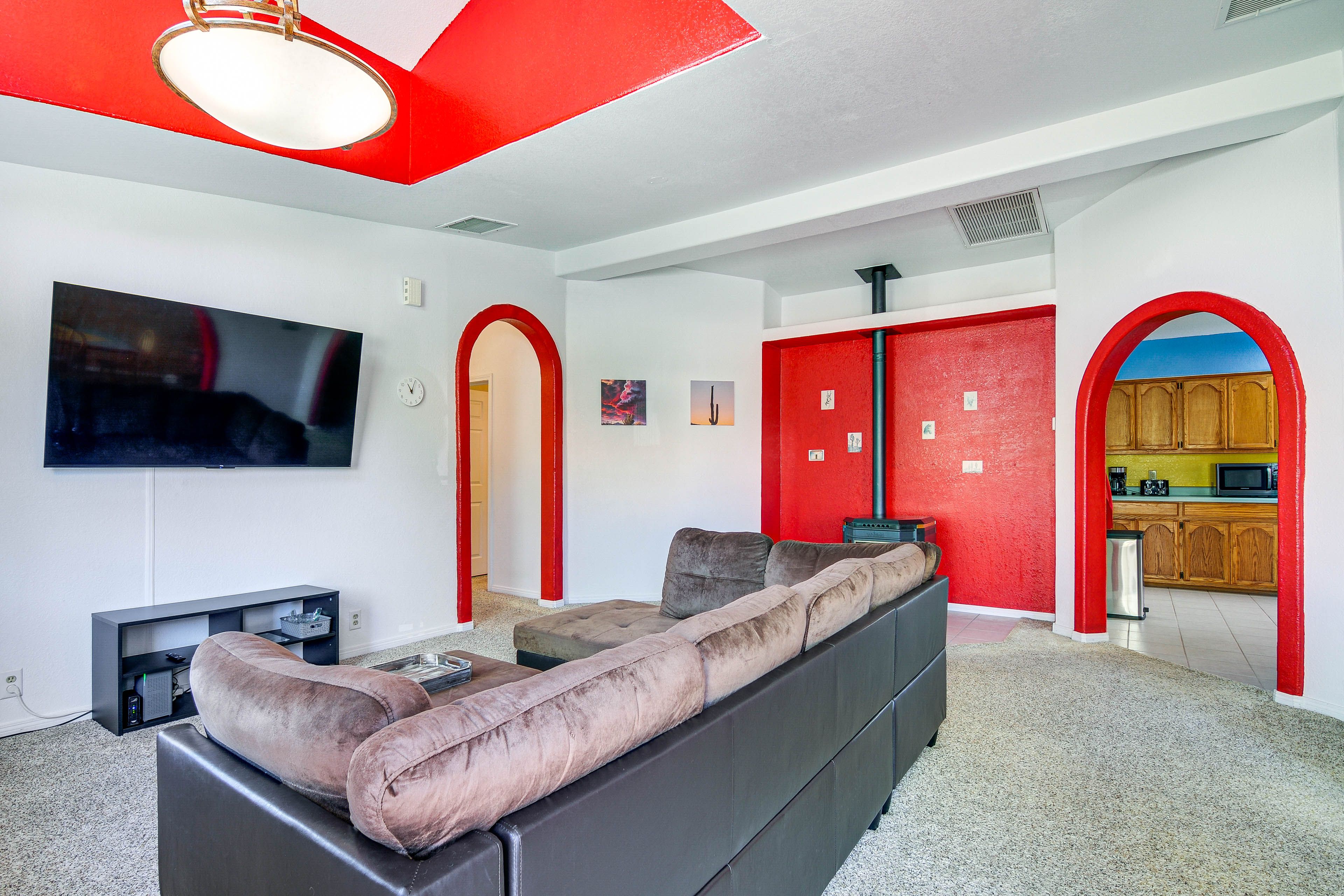 Living Room | Smart TV | Wood-Burning Stove | Single-Story Home | Free WiFi