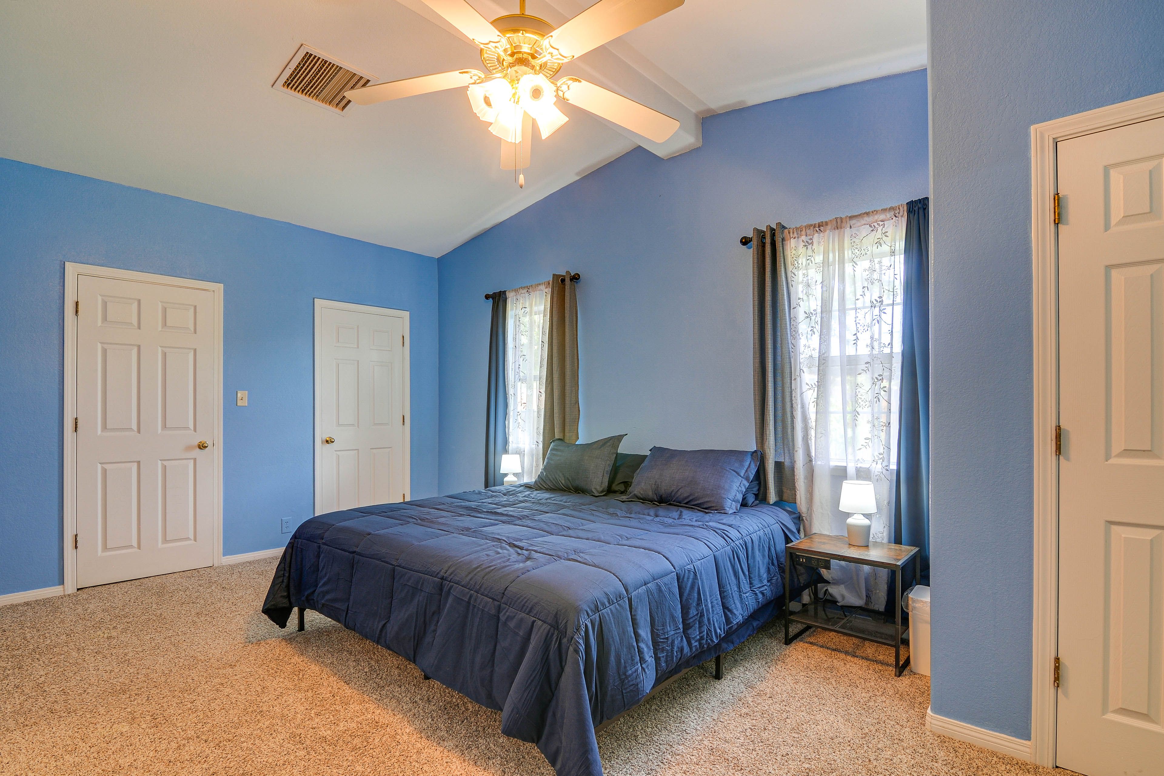 Bedroom 1 | King Bed | Linens Provided | En-Suite Bathroom