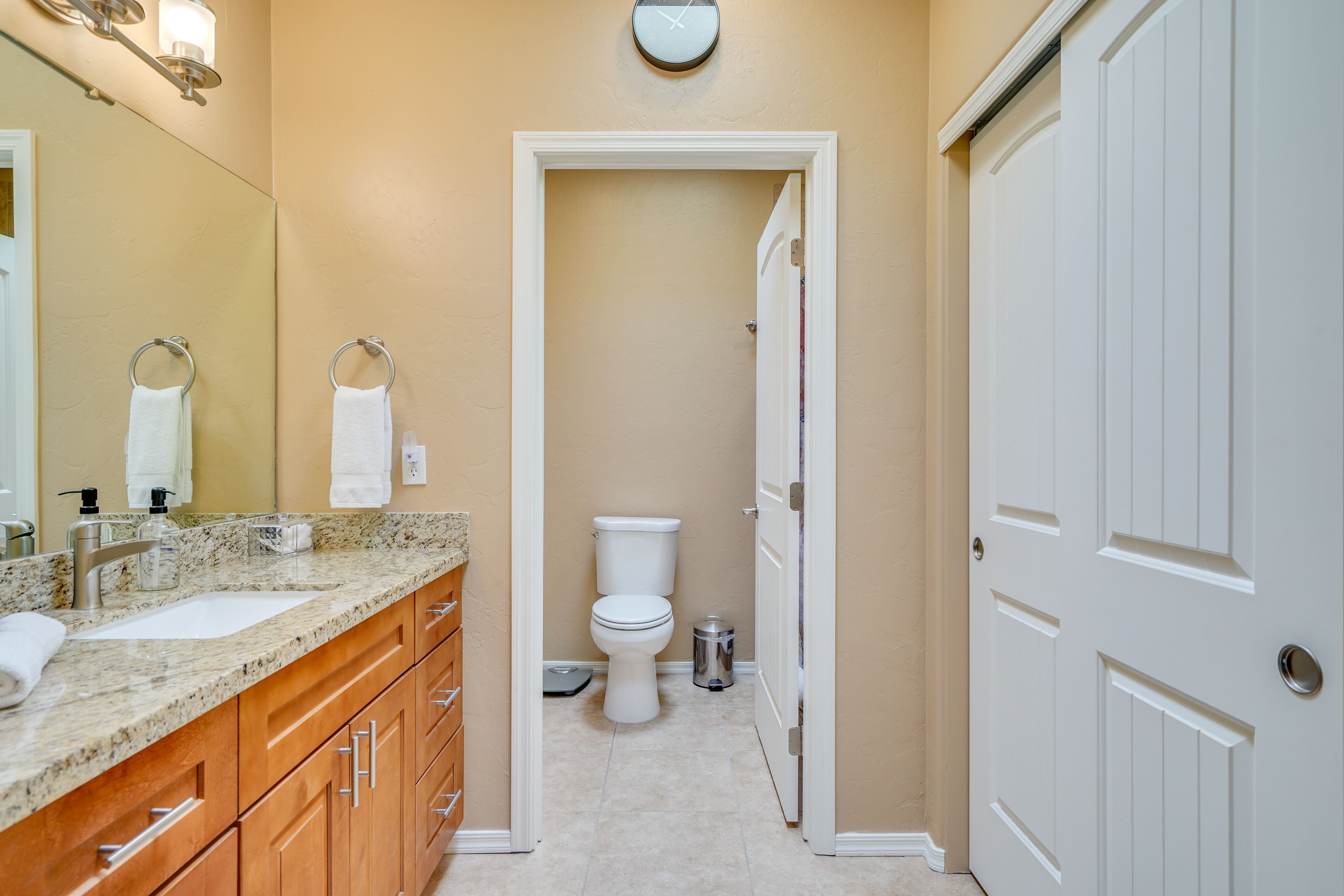 En-Suite Bathroom | Towels Provided