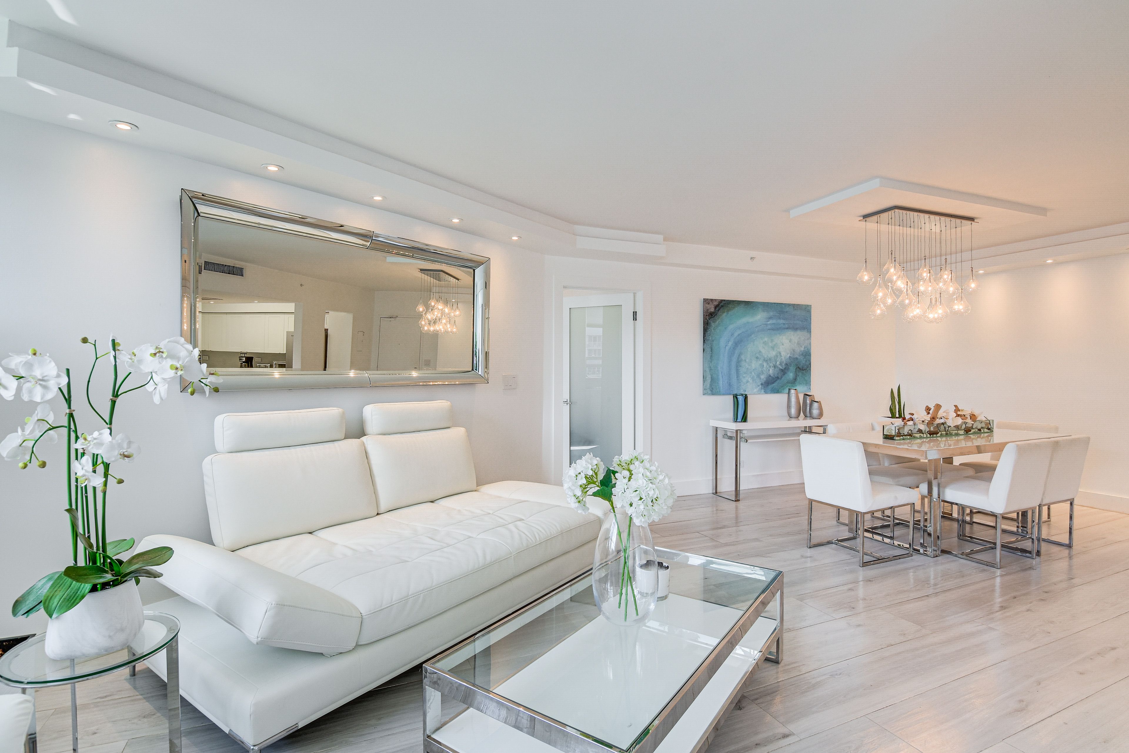 Miami Beach Vacation Rental | 2BR | 1.5BA | Step-Free Access | 1,100 Sq Ft
