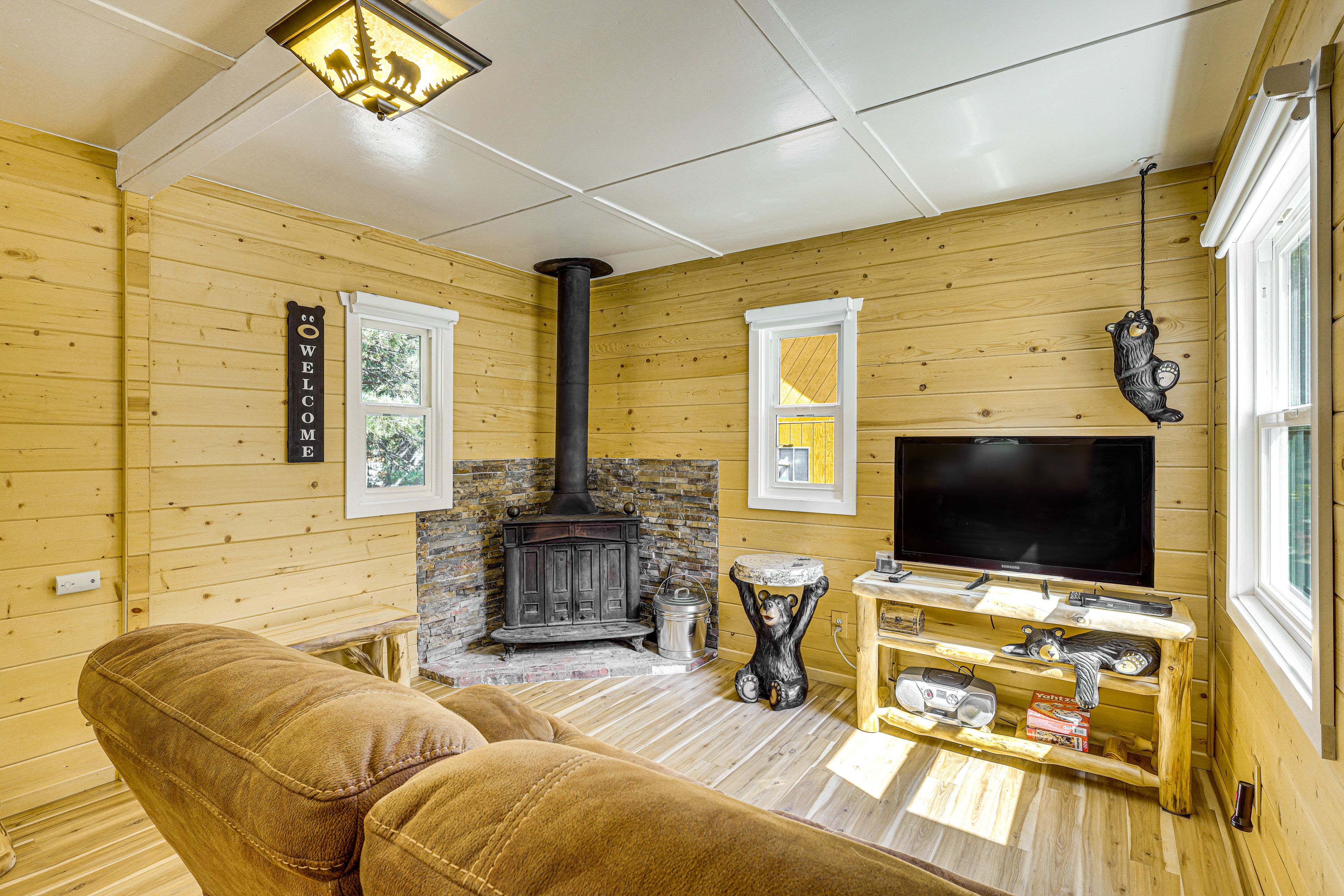 Living Area | Wood-Burning Stove | Flat-Screen TV