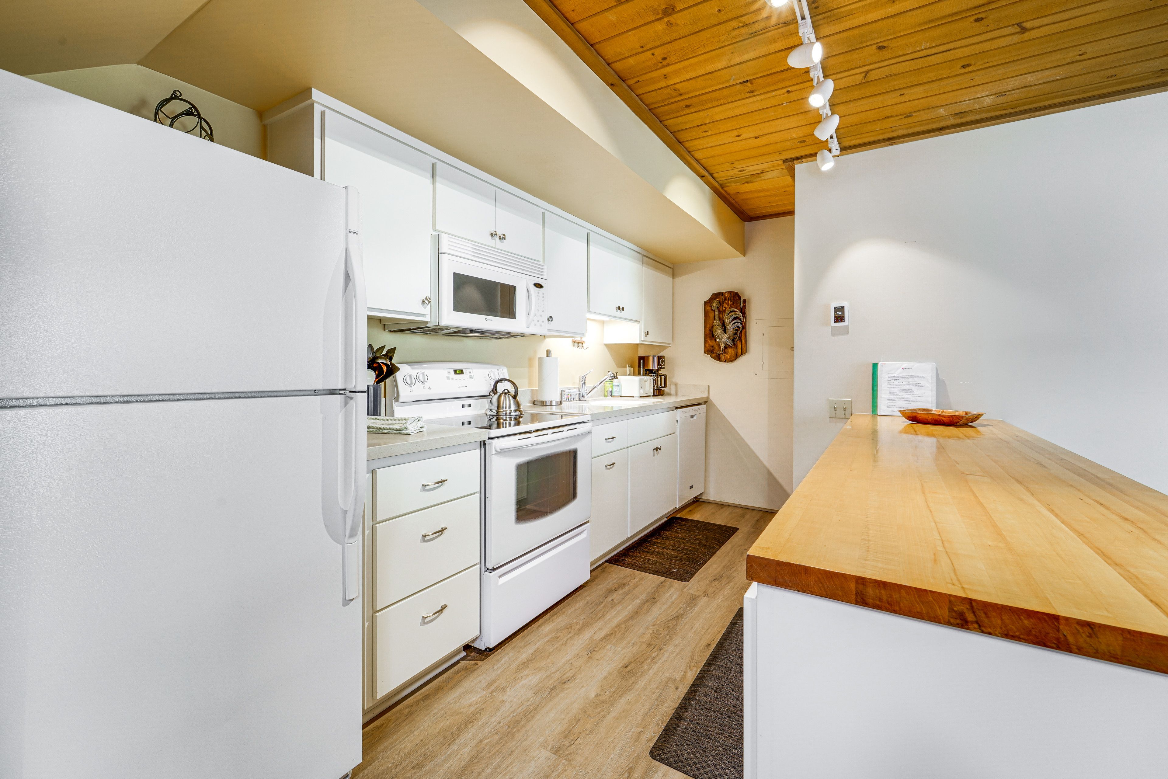 Kitchen | Drip Coffee Maker | Dishwasher | 1st Floor