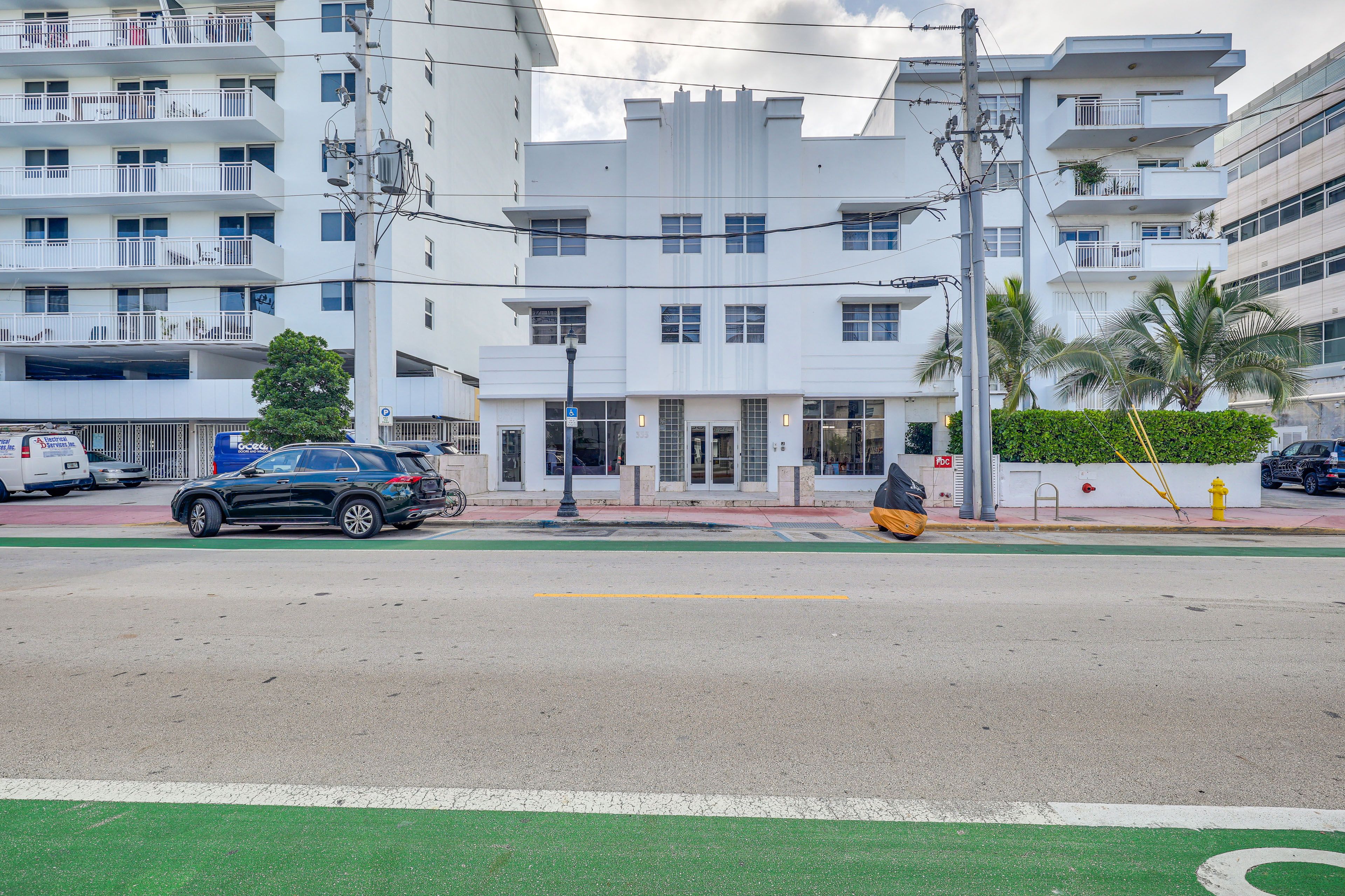 Parking | Metered Street Parking (2 Vehicles Max) | Public Parking Garage