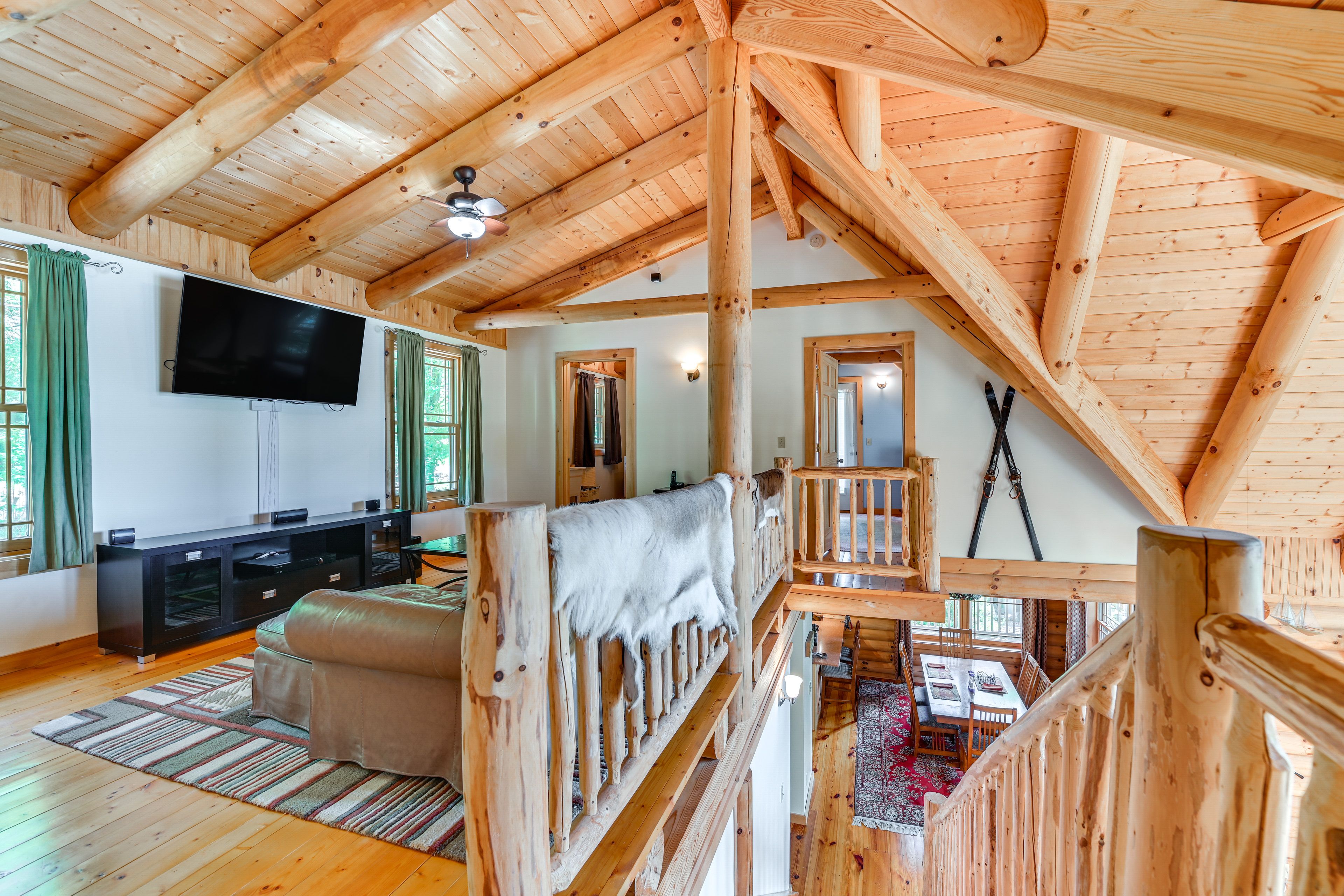 Upstairs Living Room | Upper Level | Smart TV