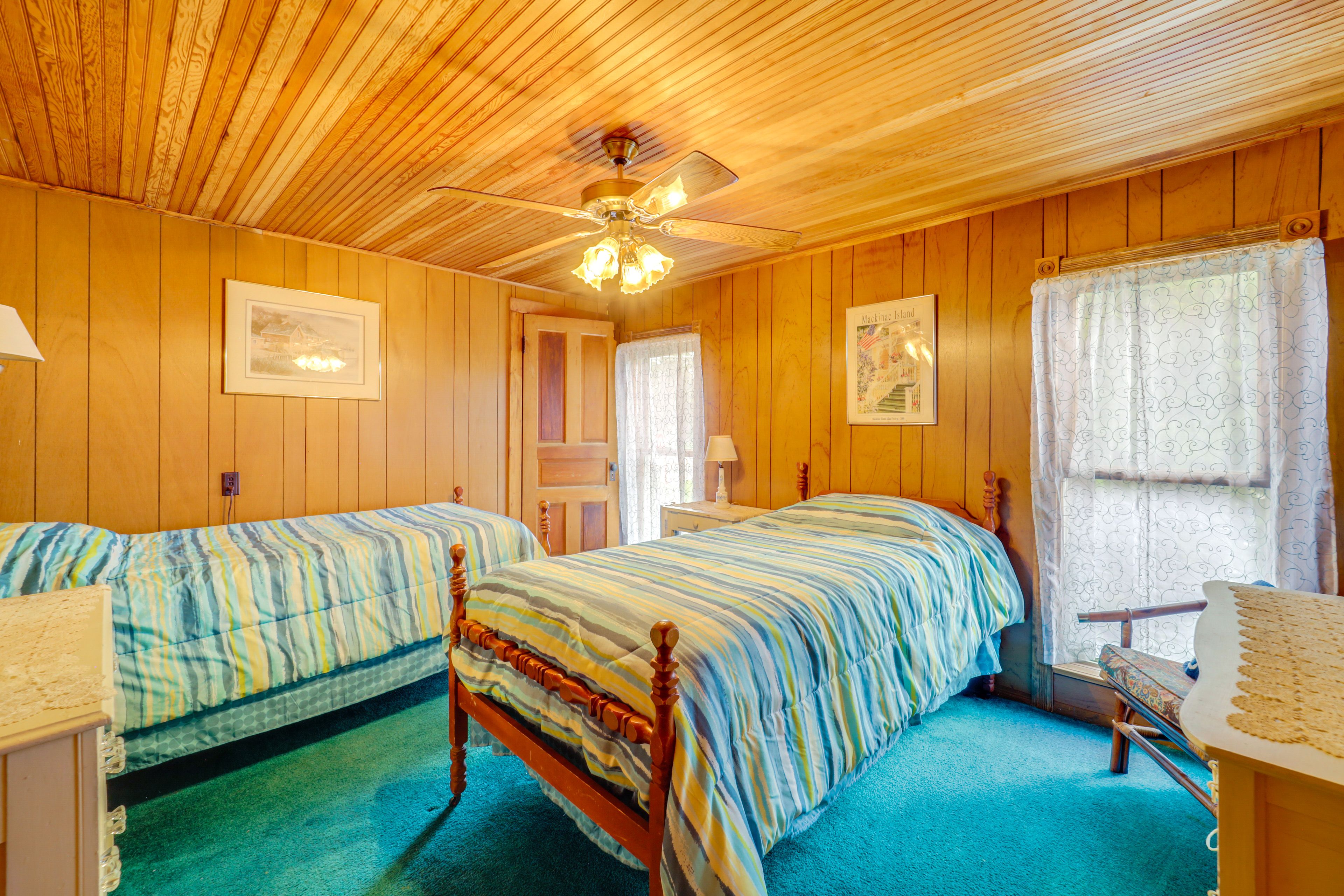 Bedroom 3 | 2 Twin Beds | 2nd Floor