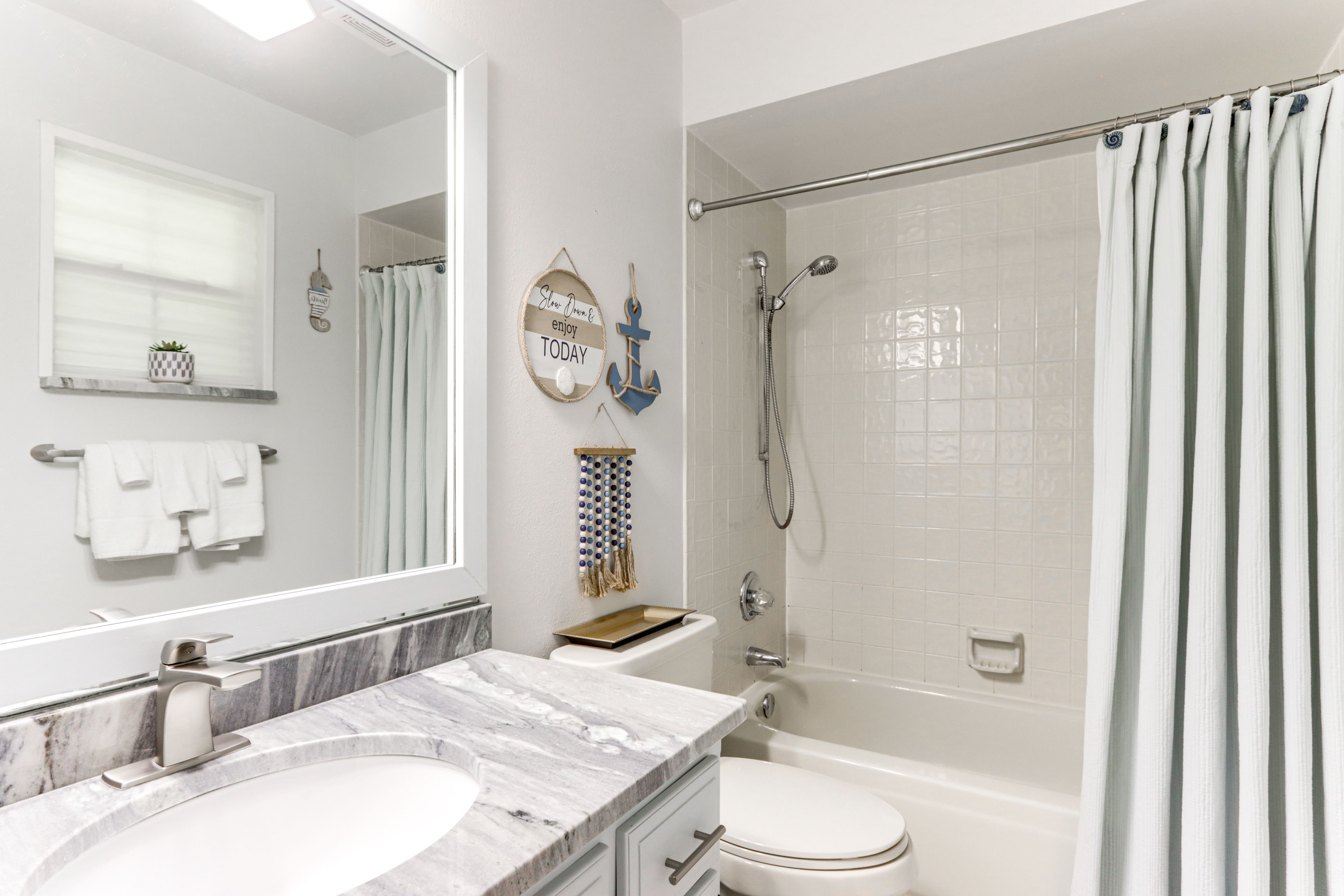 Bathroom | Complimentary Toiletries