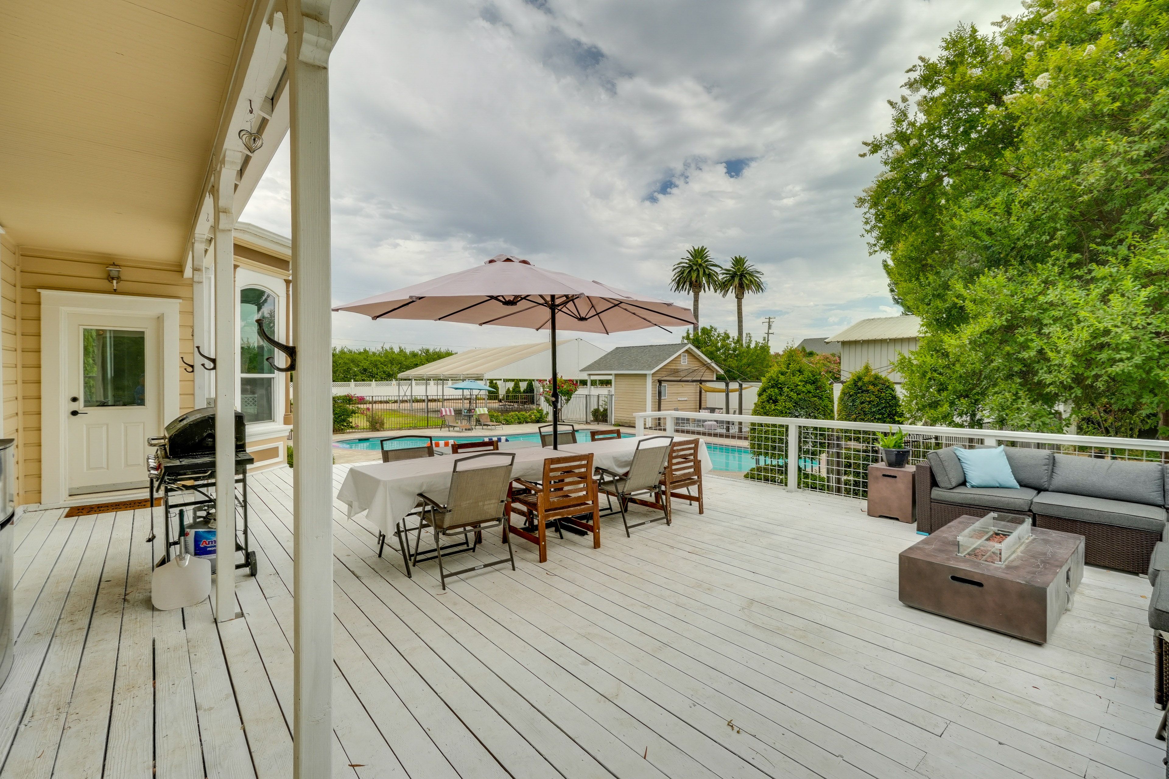 Deck