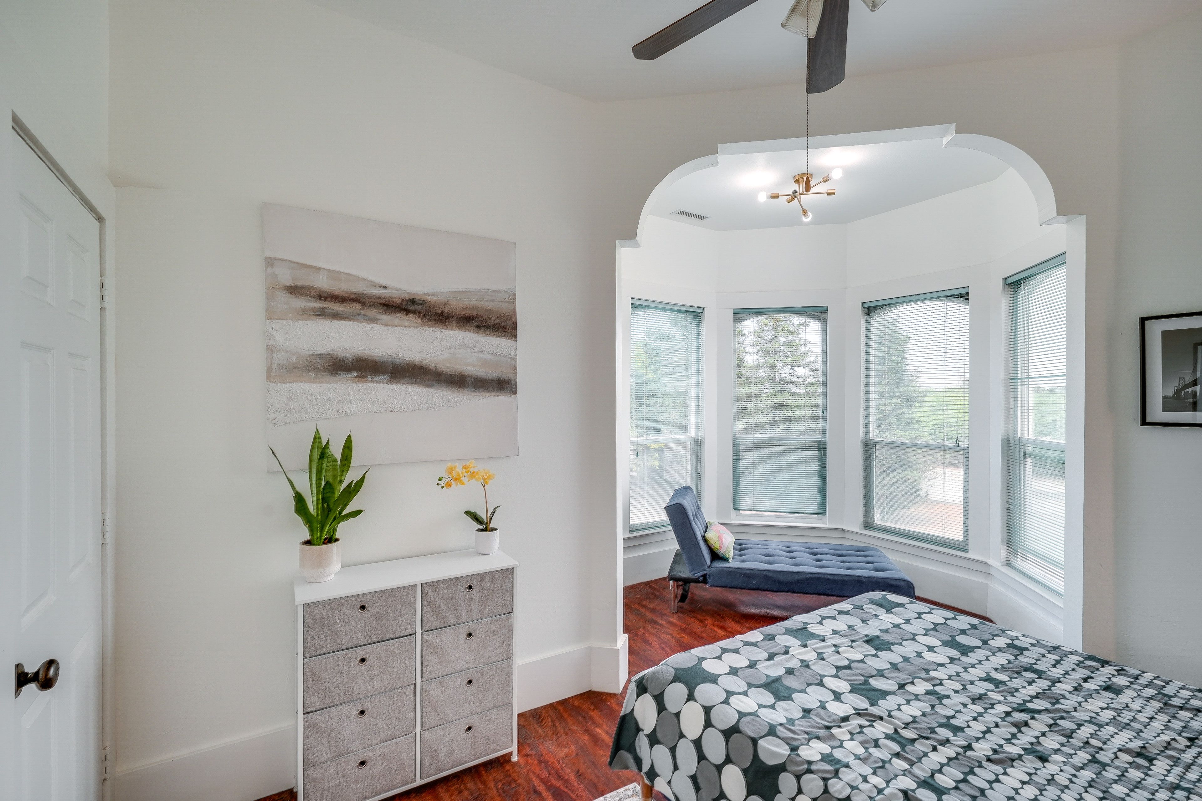 Bedroom 2 | 2nd Floor | Queen Bed