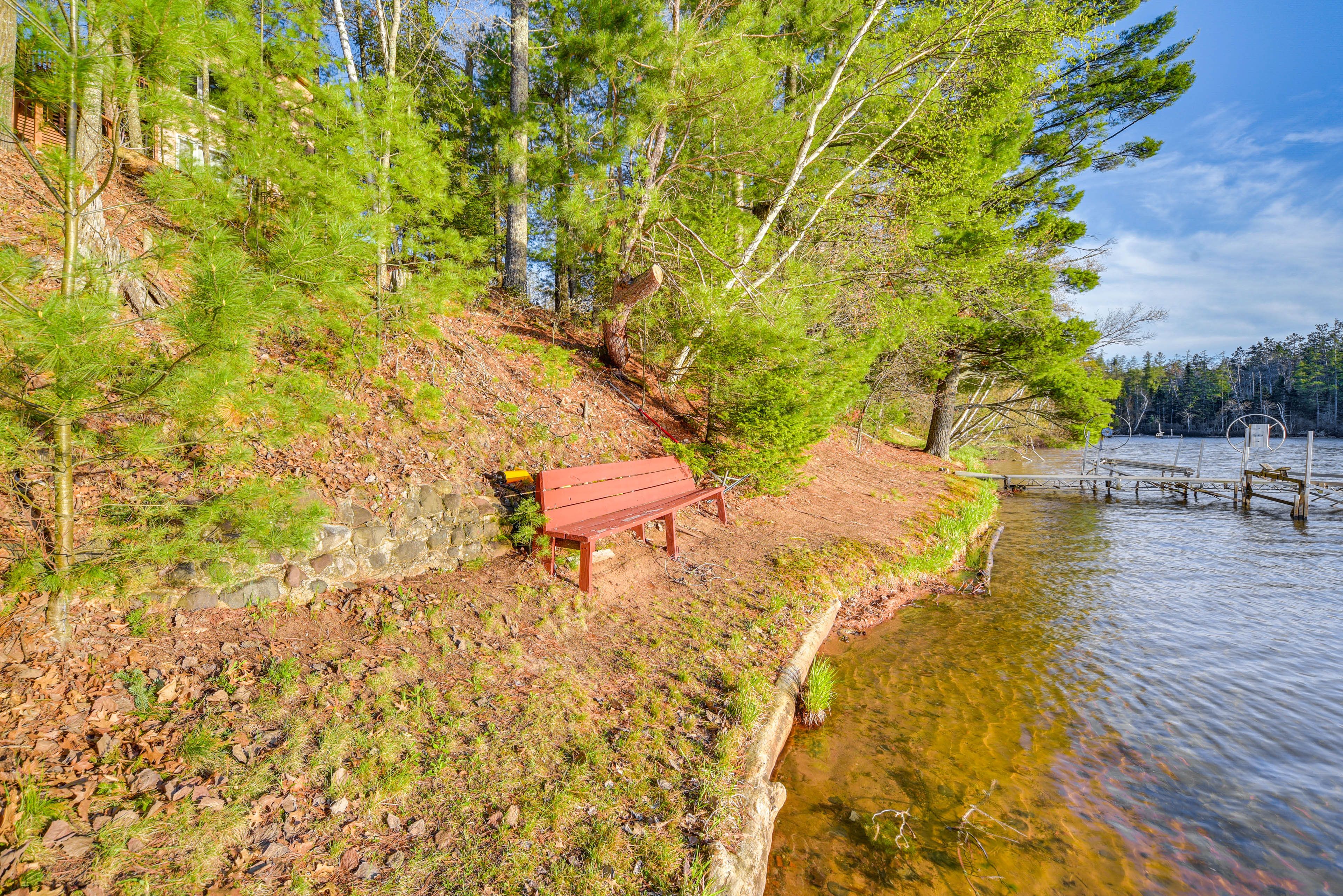 Shared Beach Area | Lake Access On-Site