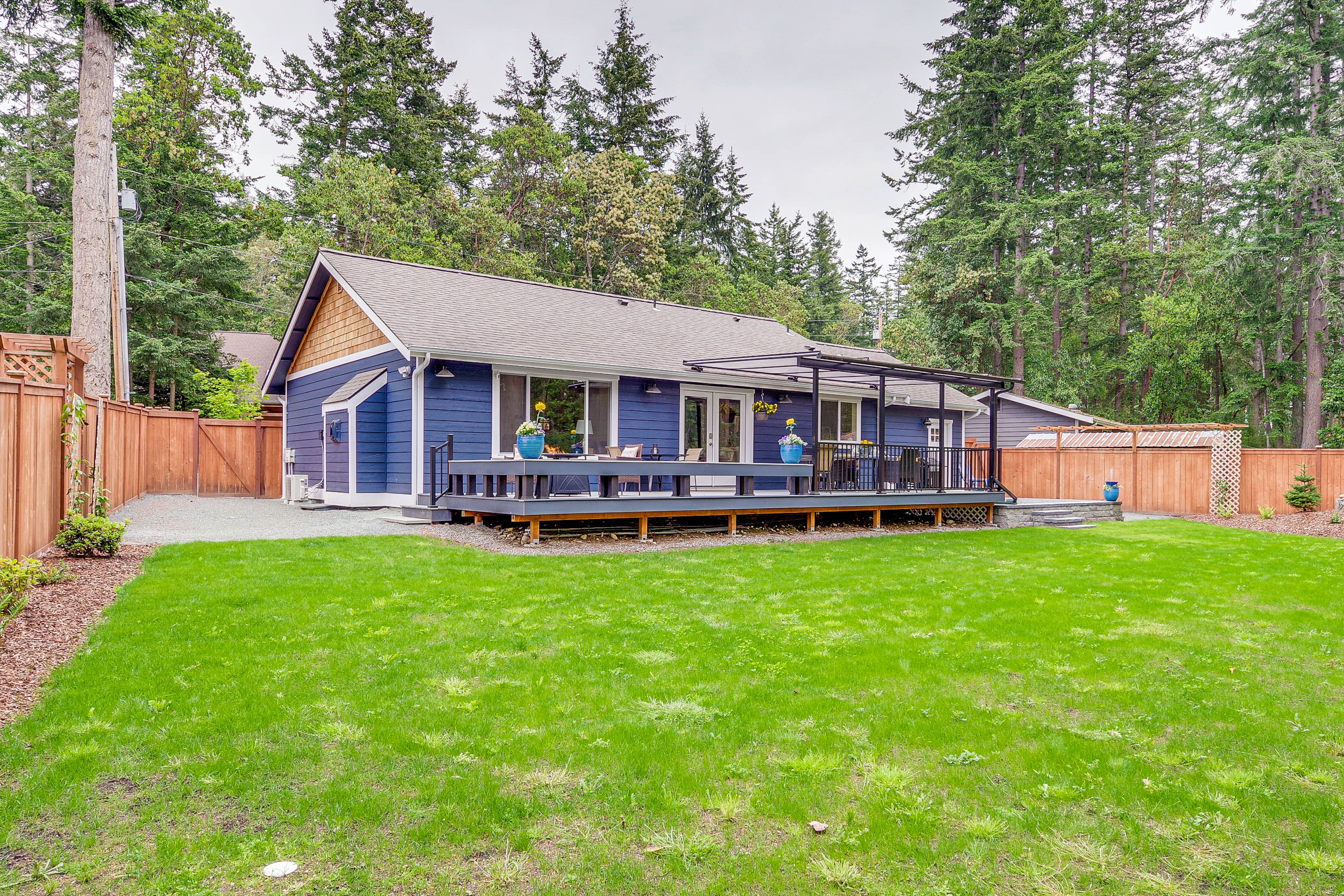 House Exterior | Private Yard