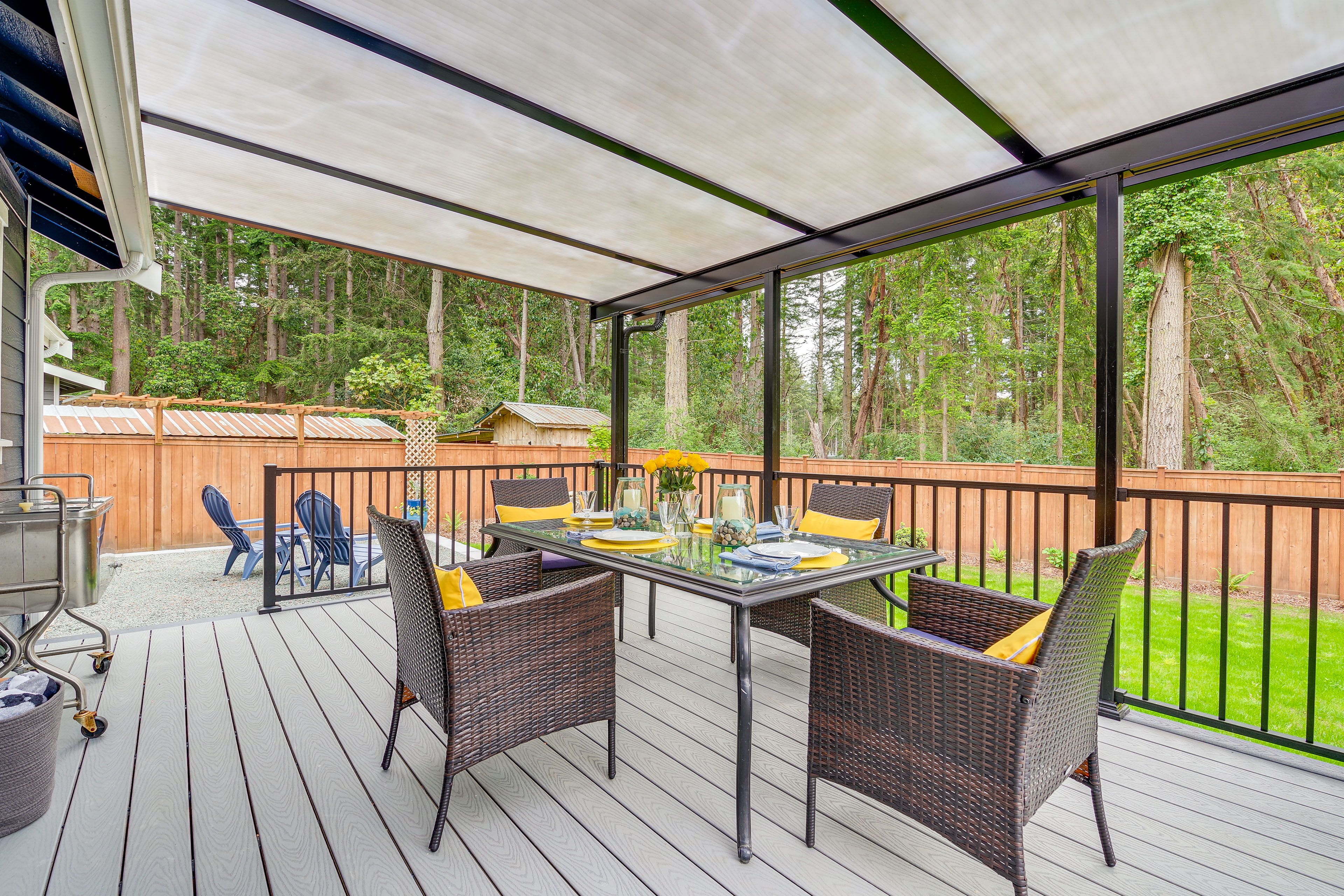 House Exterior | Dining Area | Cooler | Gas Grill