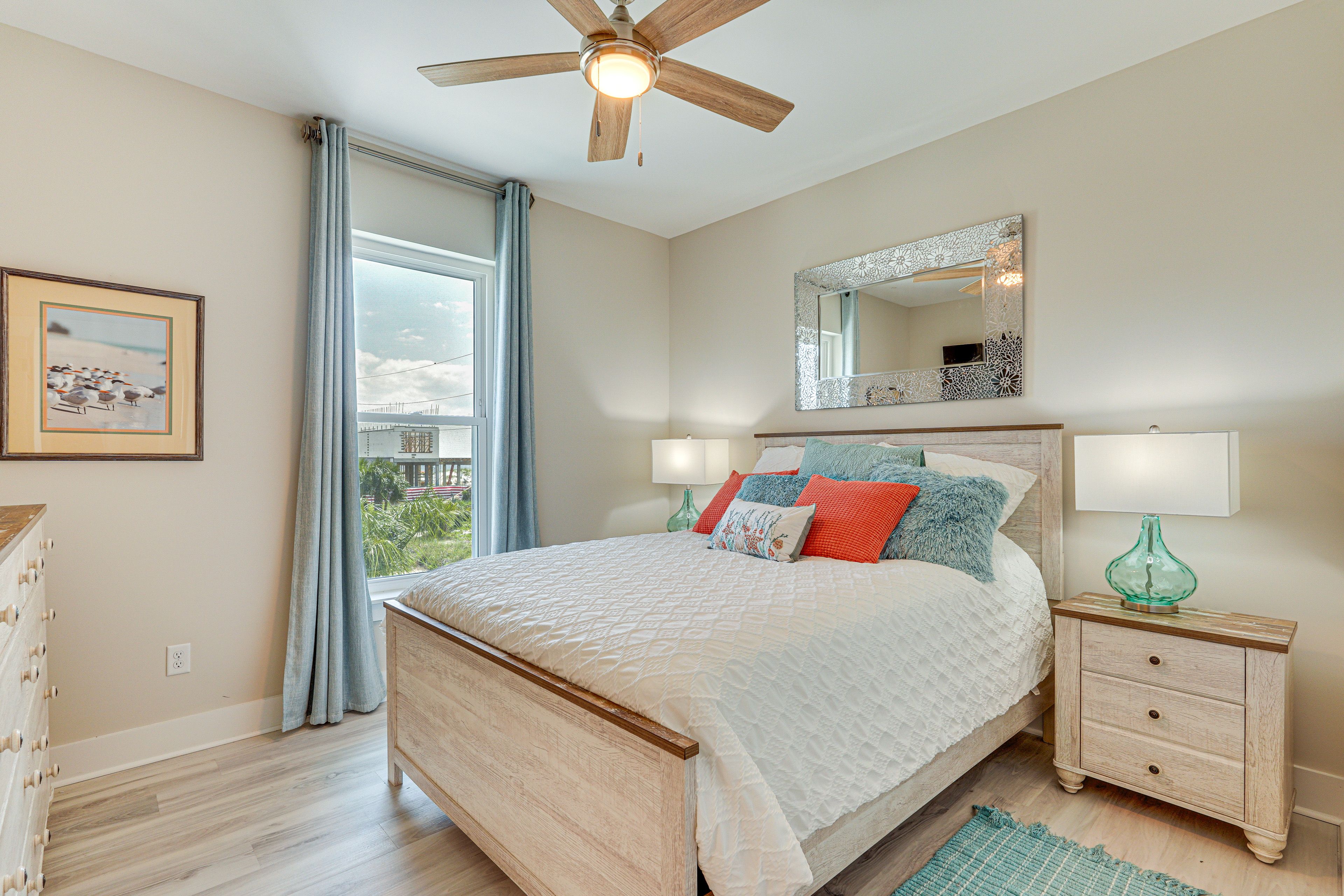 Bedroom 4 | 2nd Floor | Queen Bed | Smart TV