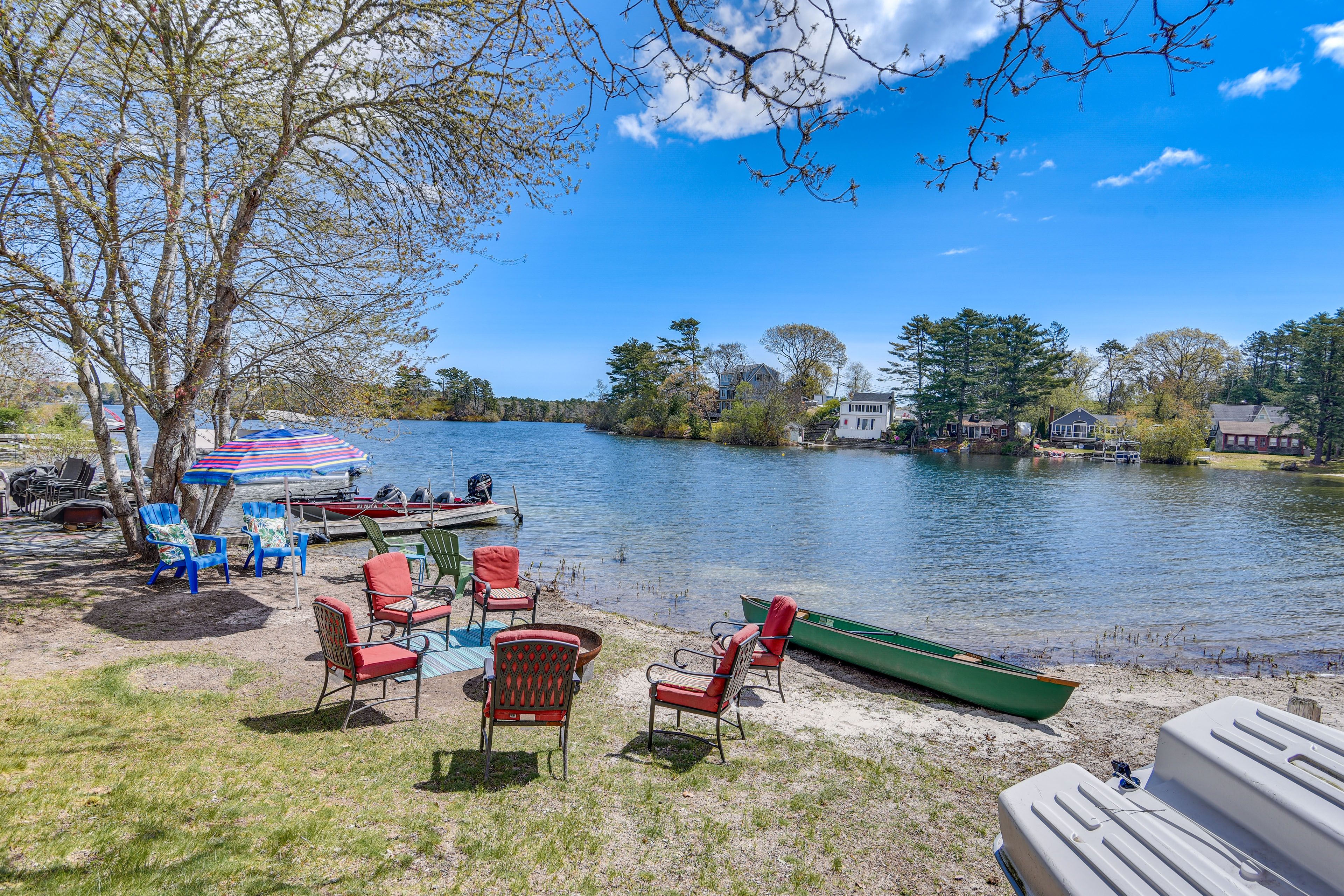 White Island Pond | Lakeside Fire Pit | Beach | Kayaks | Canoe