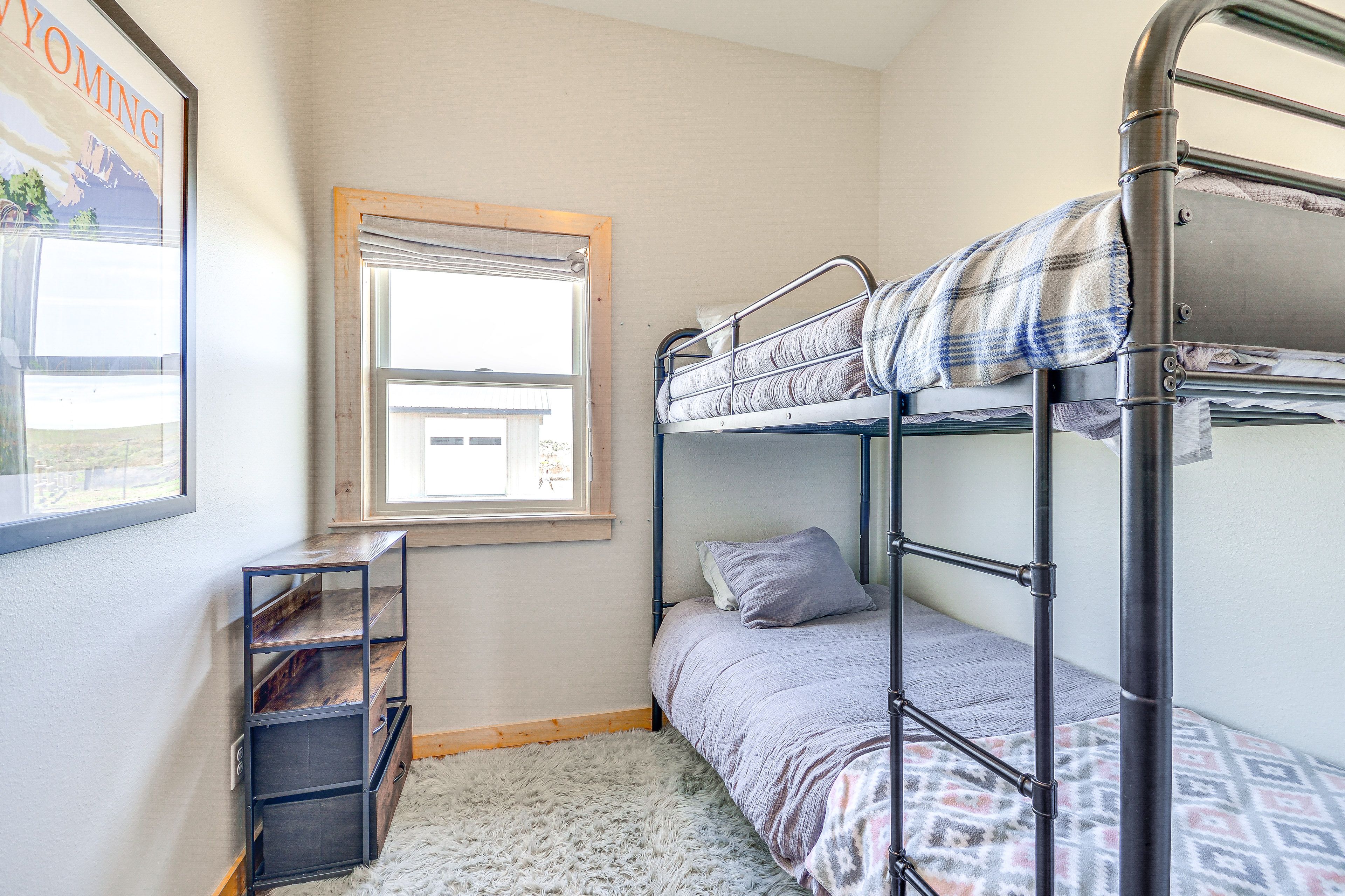 Bedroom 2 | Twin Bunk Bed