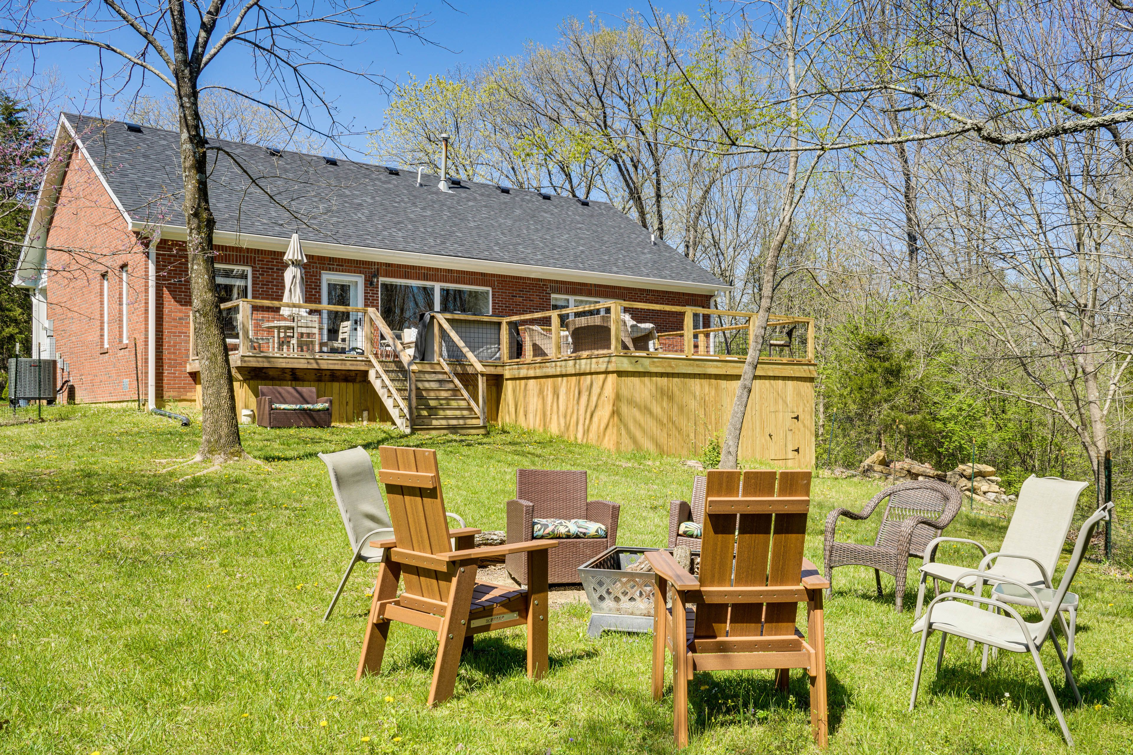 Property Exterior | Fenced-In Yard