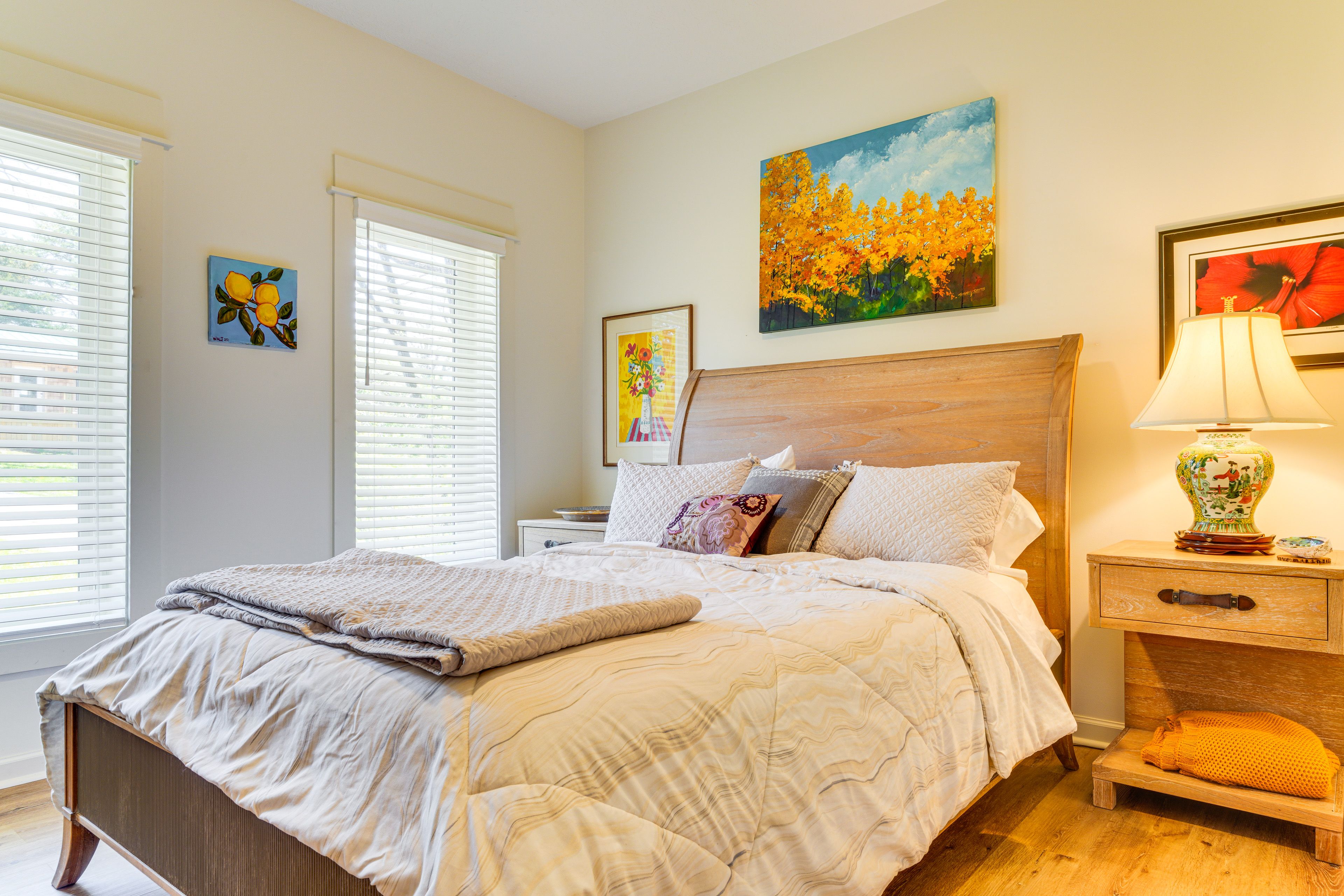 Bedroom 3 | Queen Bed