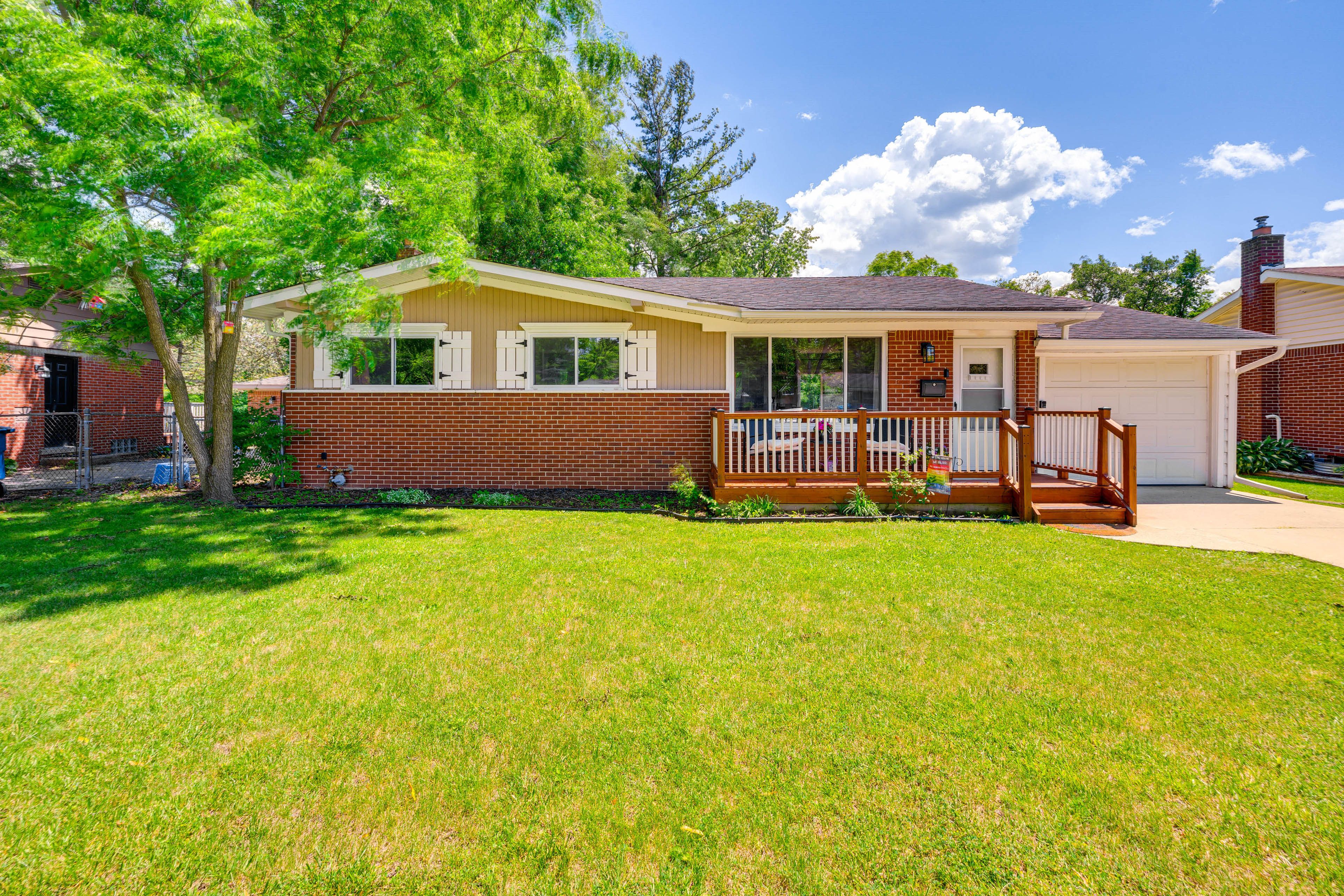 Ann Arbor Vacation Rental | 3BR | 1BA | 1,000 Sq Ft | Steps Required