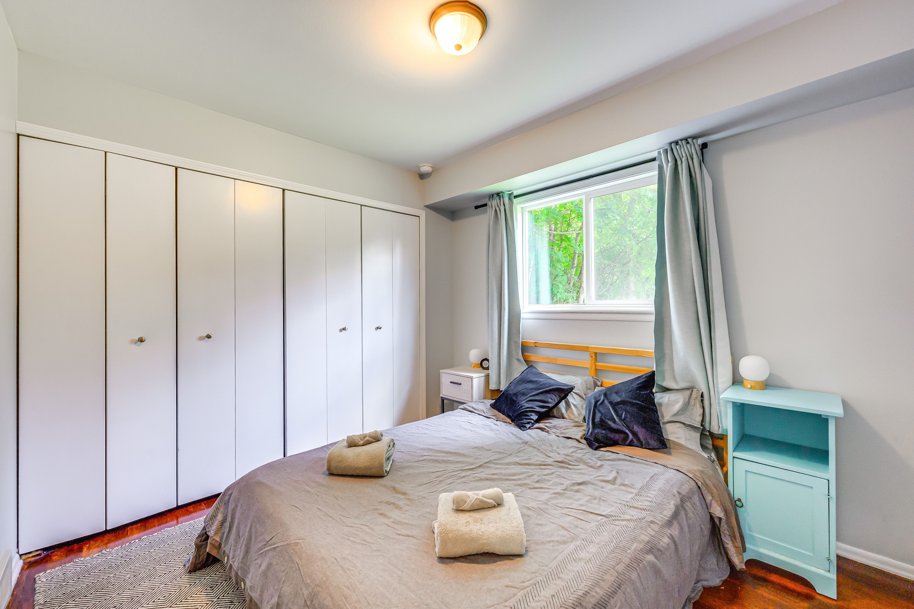 Bedroom 1 | Main Level | King Bed | Linens Provided