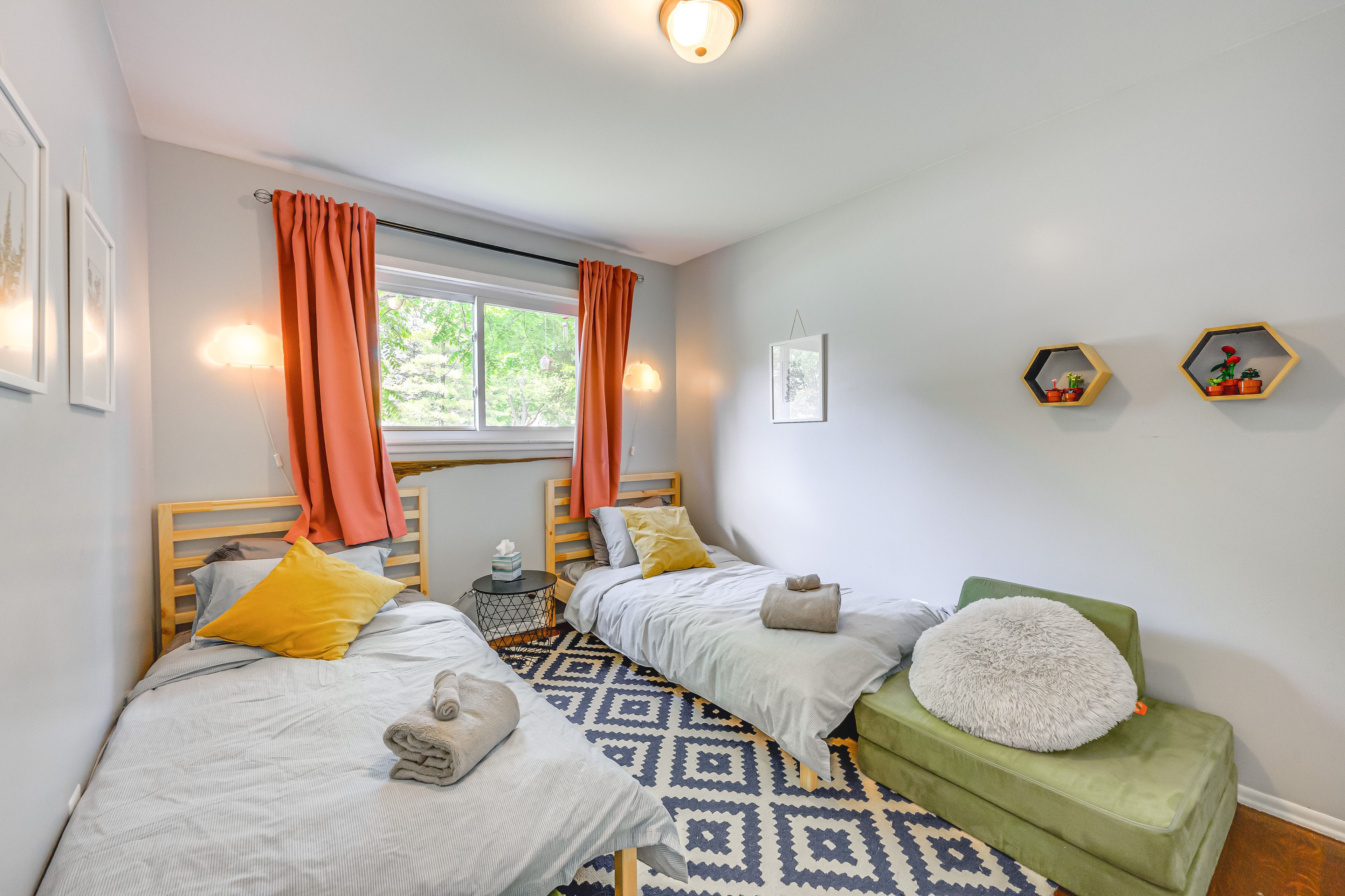 Bedroom 2 | Main Level | 2 Twin Beds