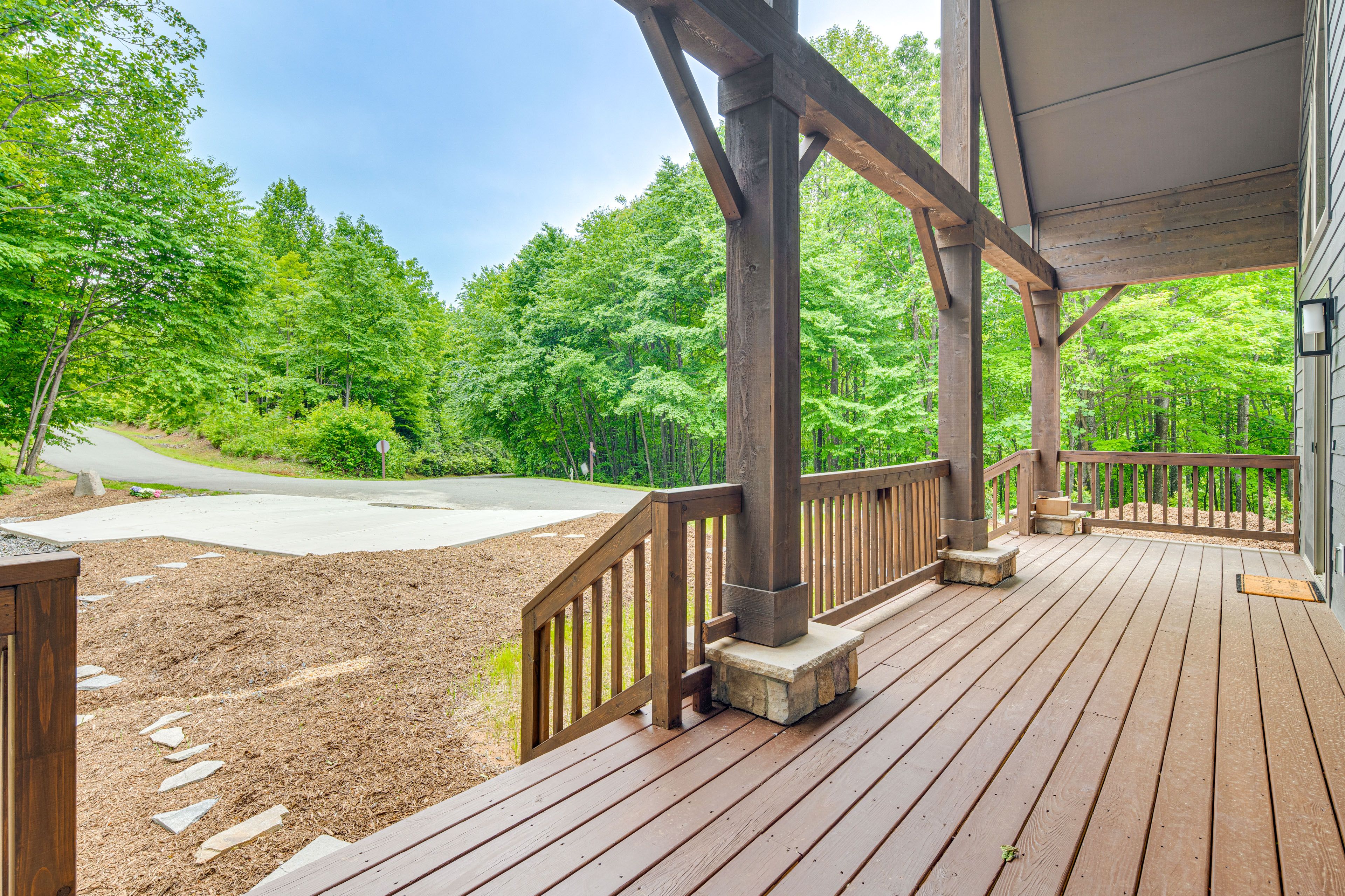 Deck | Grill