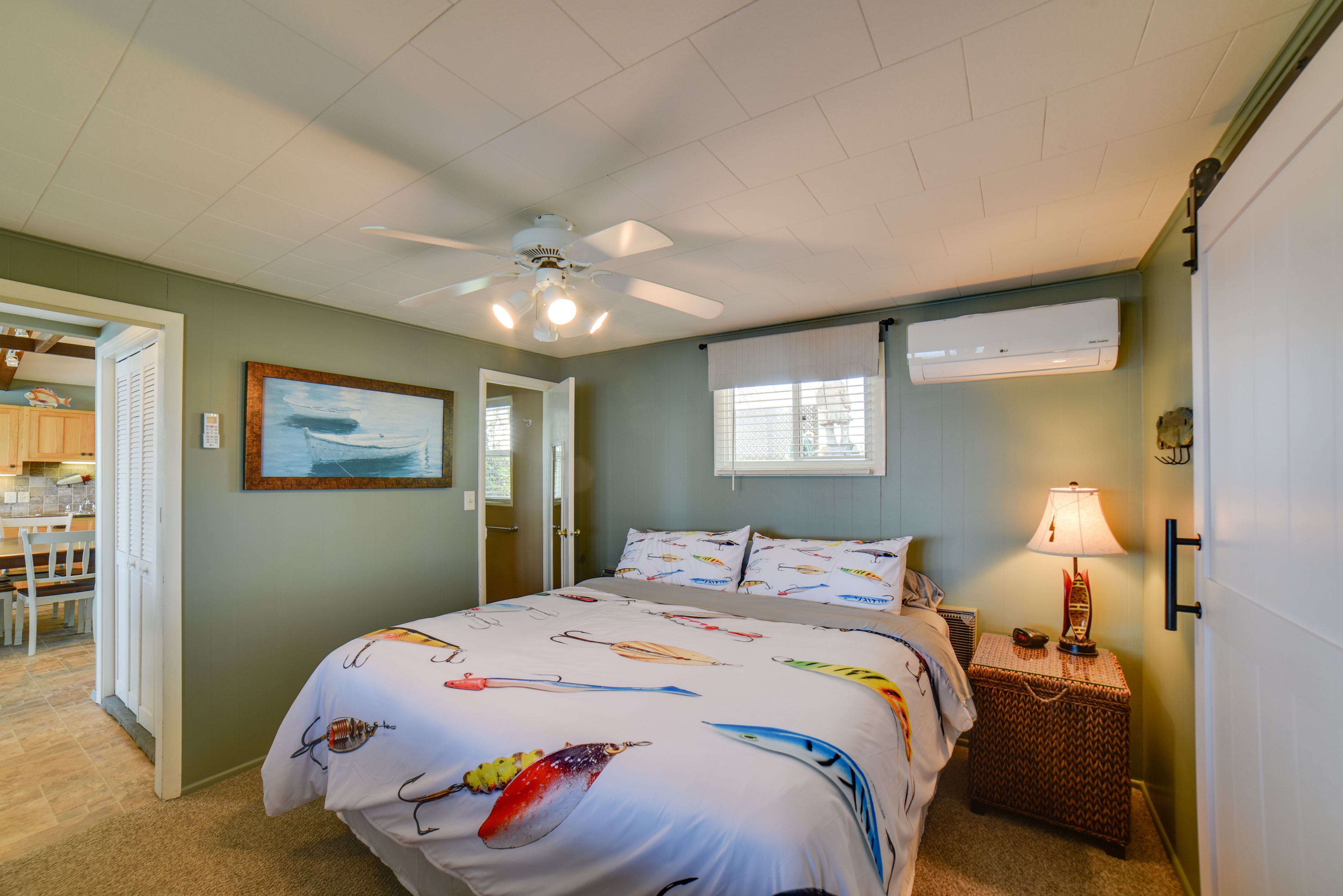Bedroom 1 | King Bed | Lake Views