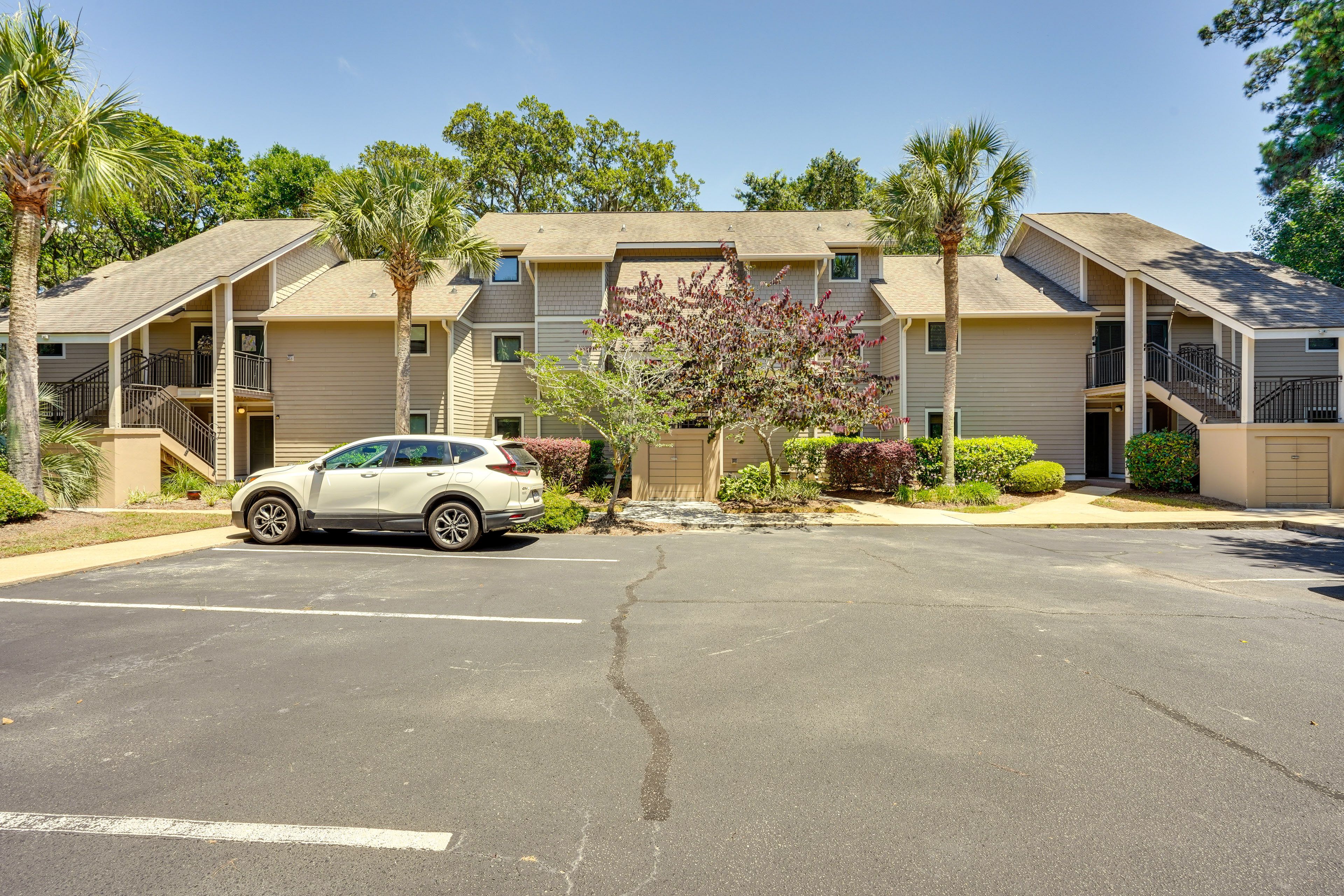 Open Community Parking Lot (2 Vehicles)