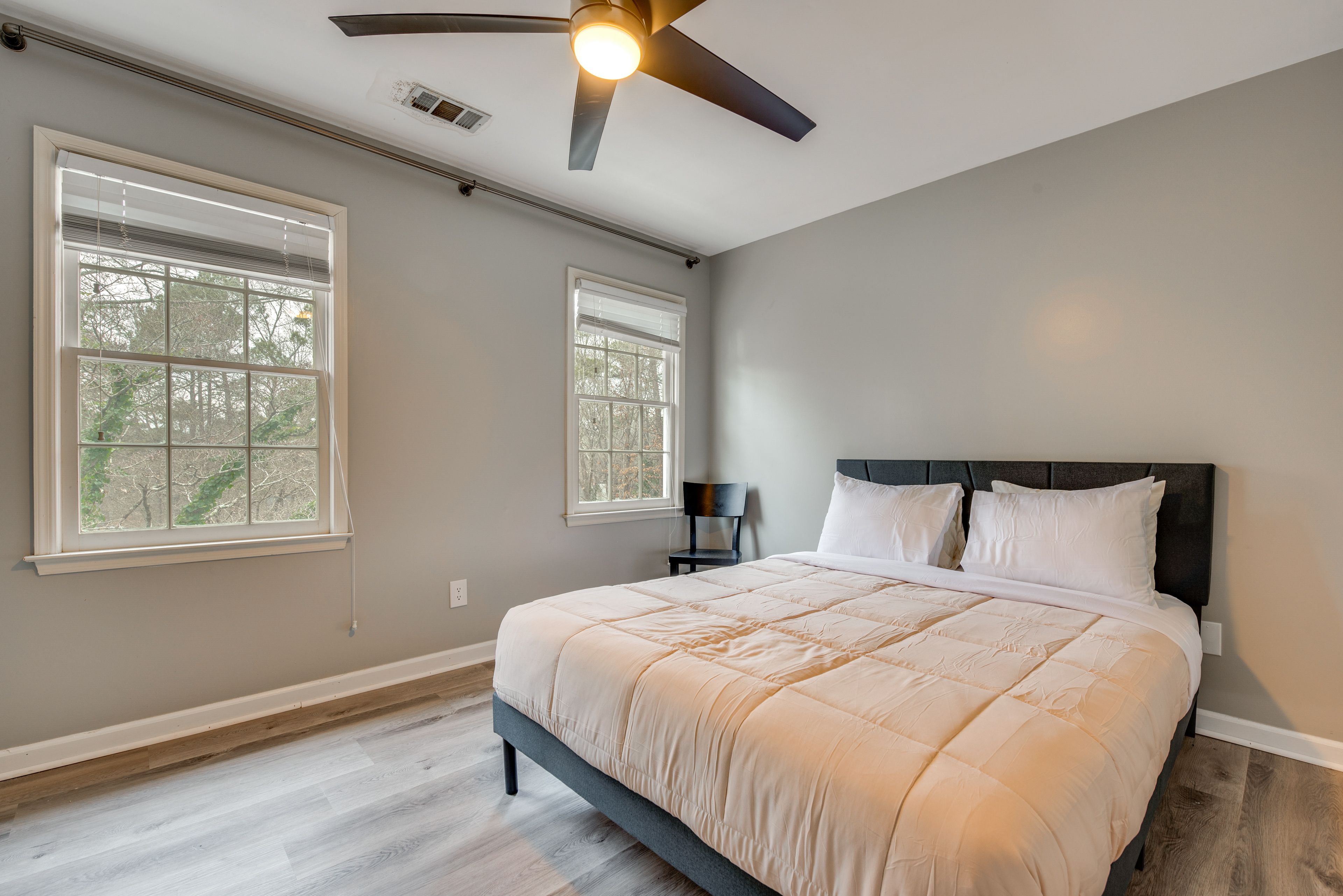 Bedroom 5 | Queen Bed | 2nd Floor