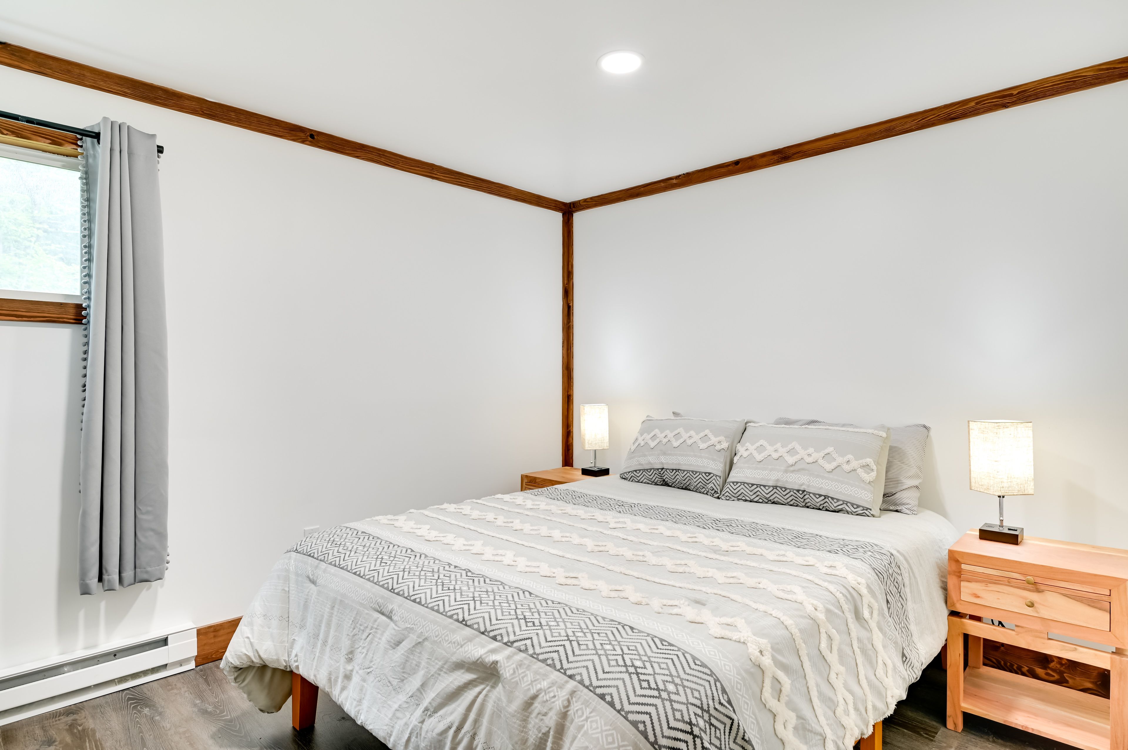 Bedroom 1 | Queen Bed | Linens Provided