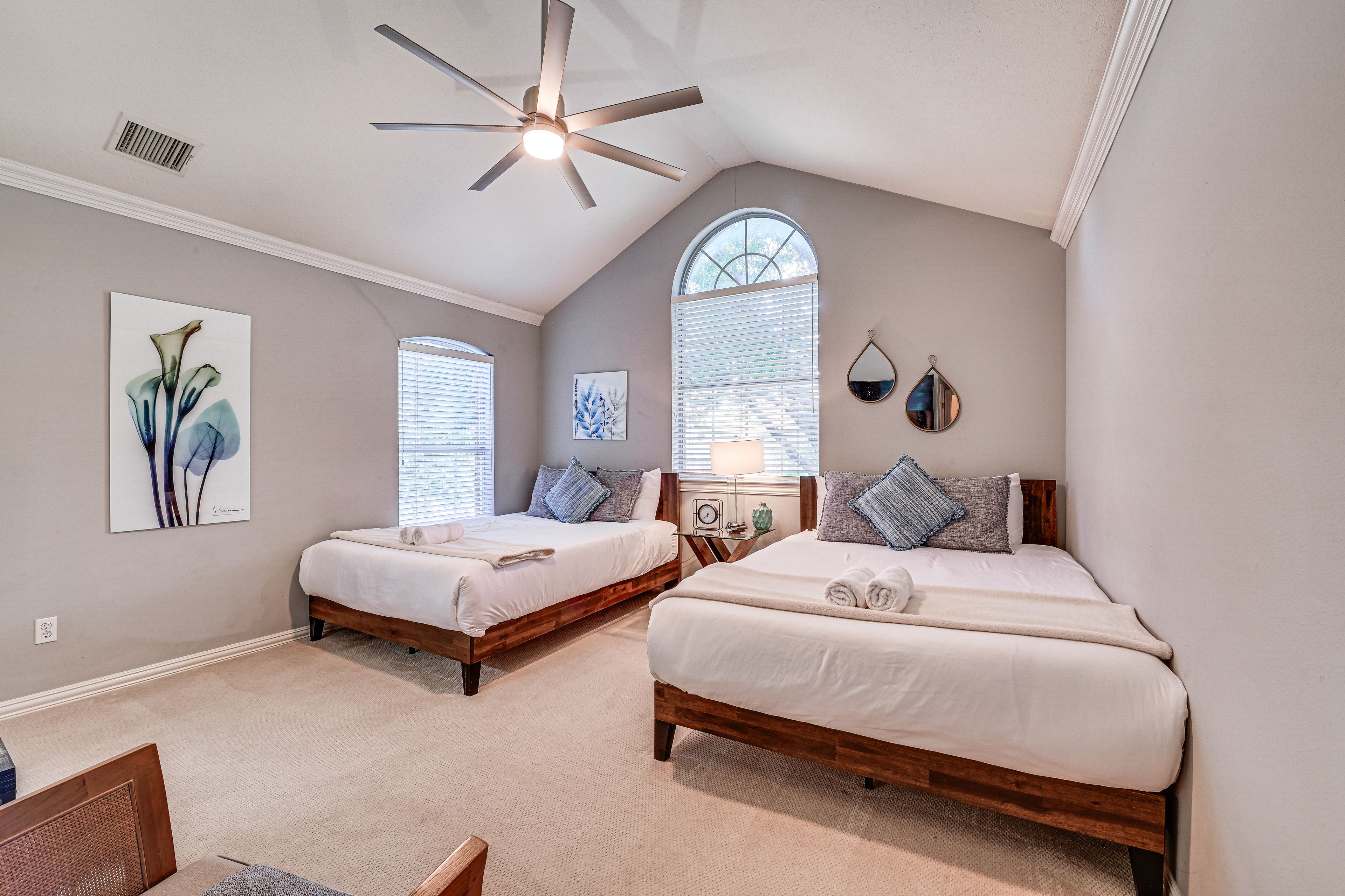 Bedroom 4 | 2 Queen Beds | 2nd Floor | Smart TV