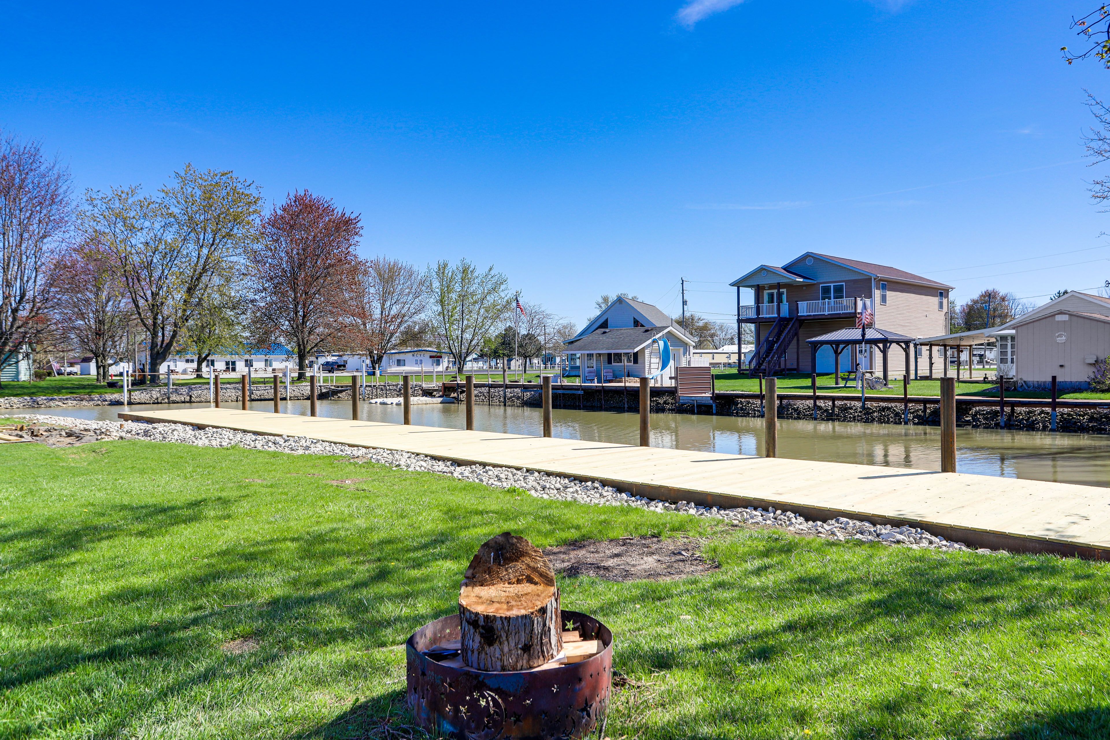 Backyard | Wood-Burning Fire Pit | Water View | 4 Mi to Jet Express Ferry
