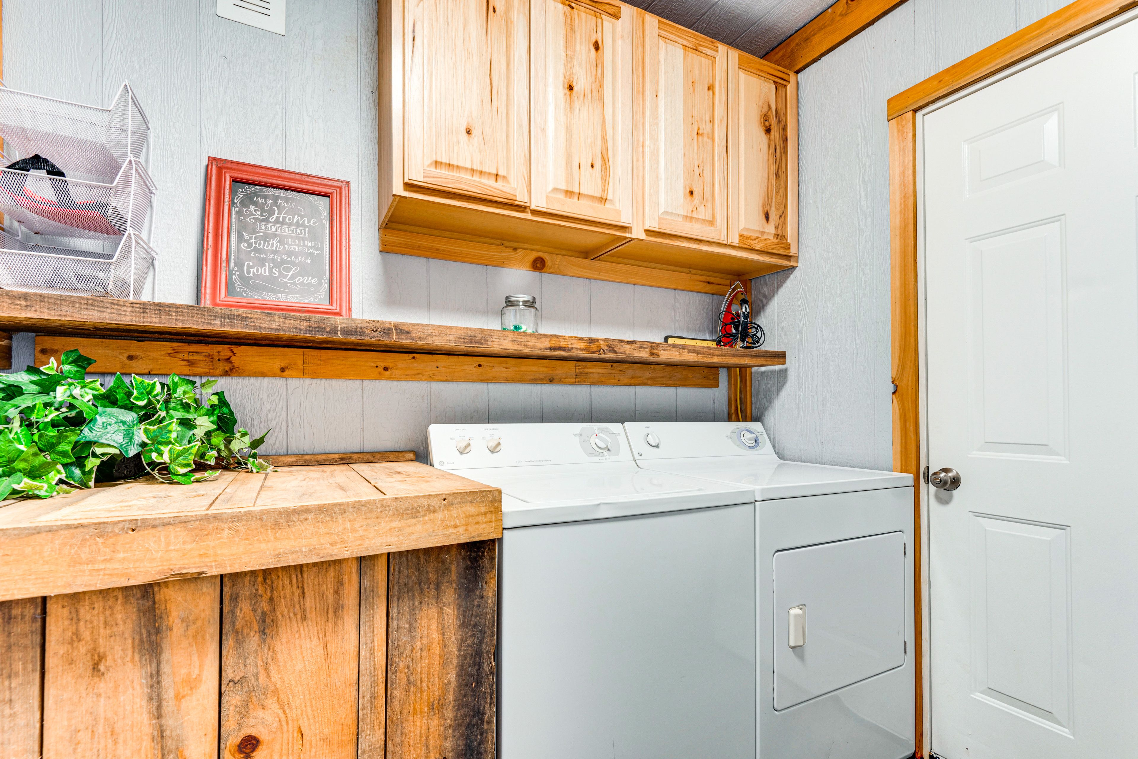 Washer & Dryer | Detergent Provided