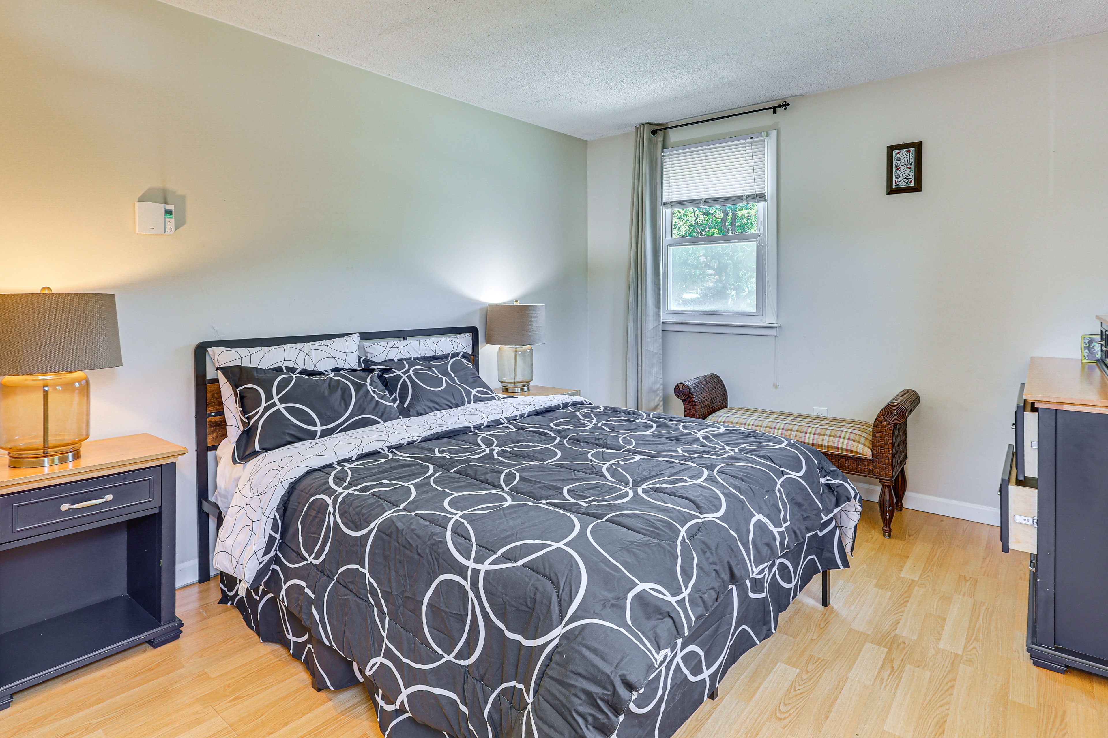 Bedroom 2 | Queen Bed | 2nd Floor