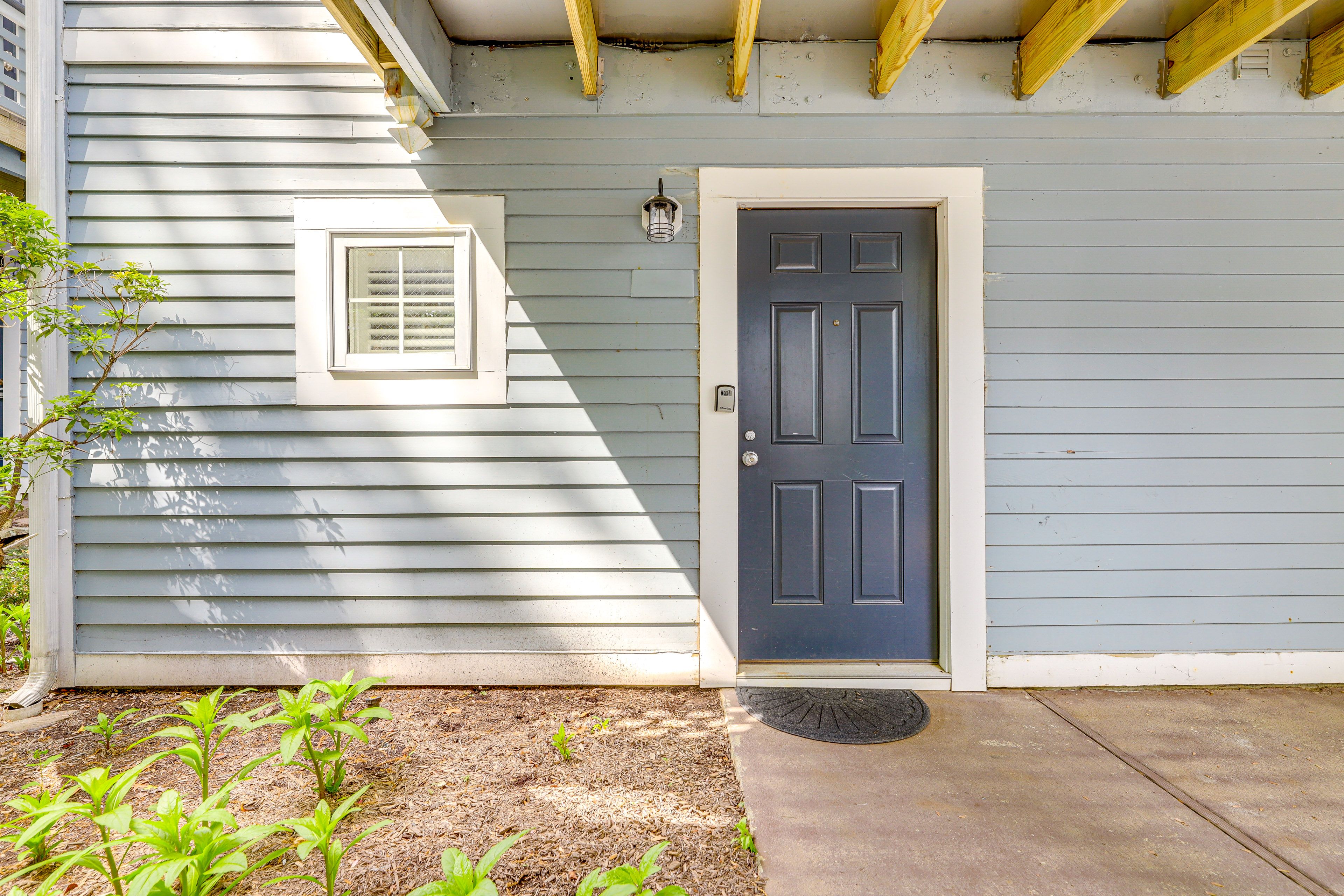 Studio Entrance | Keyless Entry