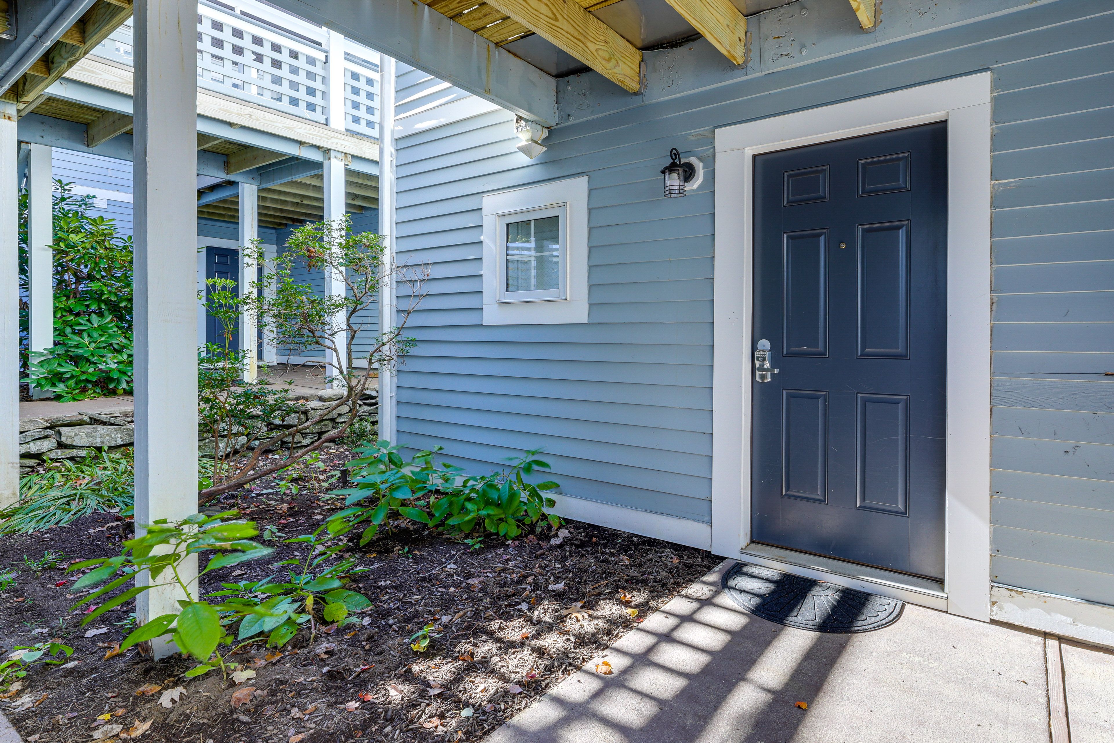 Studio Entrance | Keyless Entry