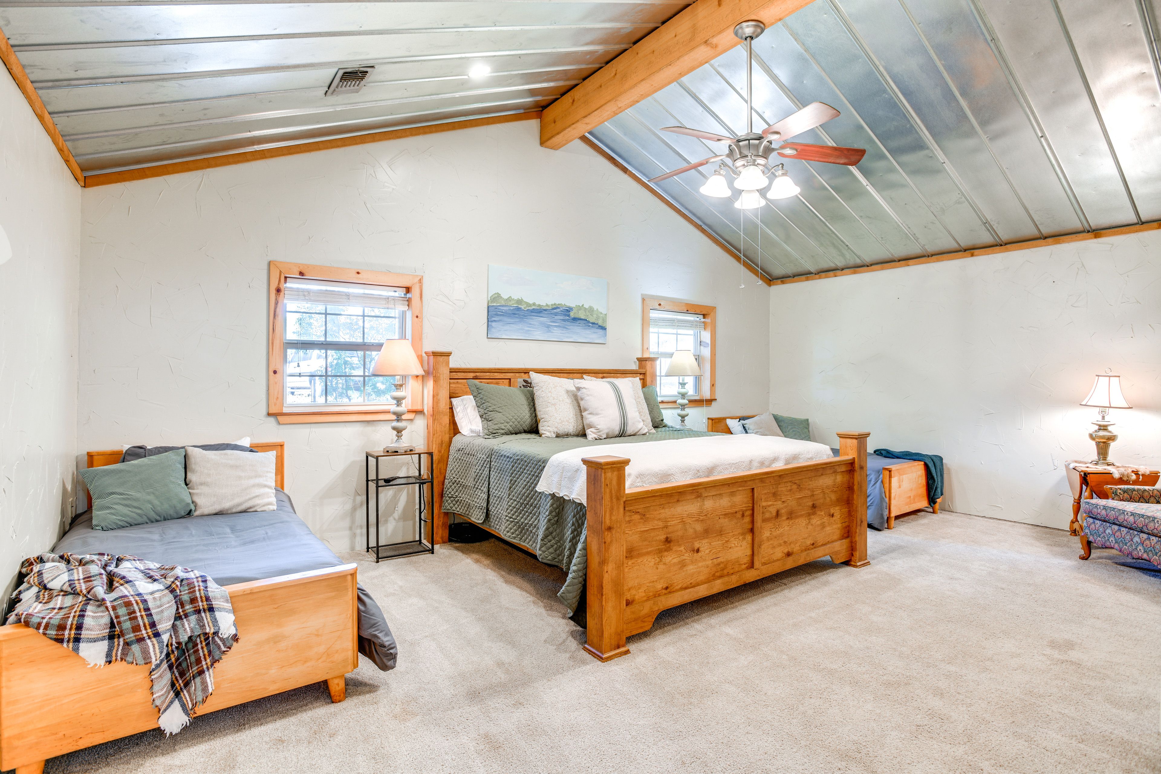 Bedroom 1 | King Bed | 2 Twin Beds | 1st Floor