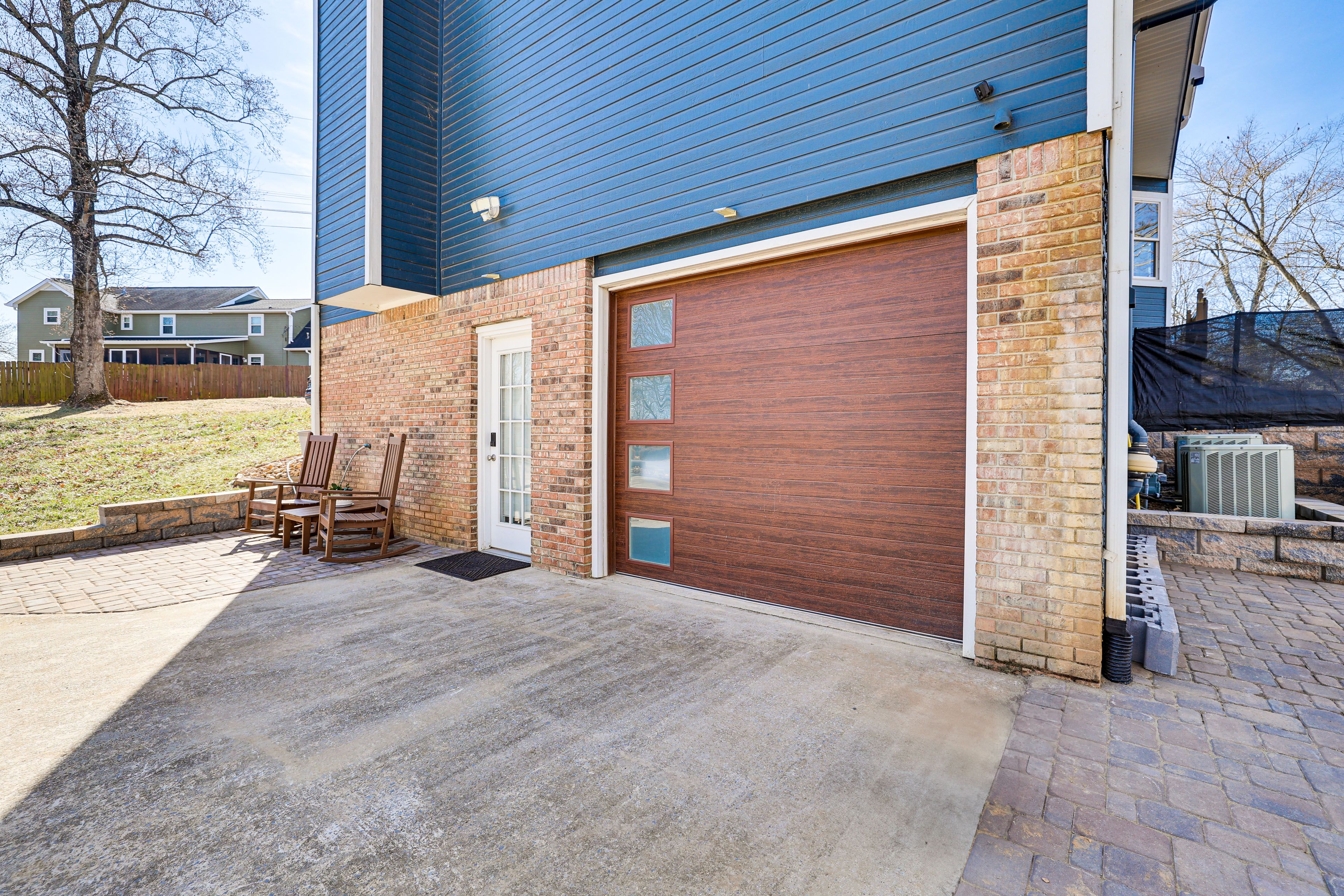 Apartment Exterior | Keyless Entry