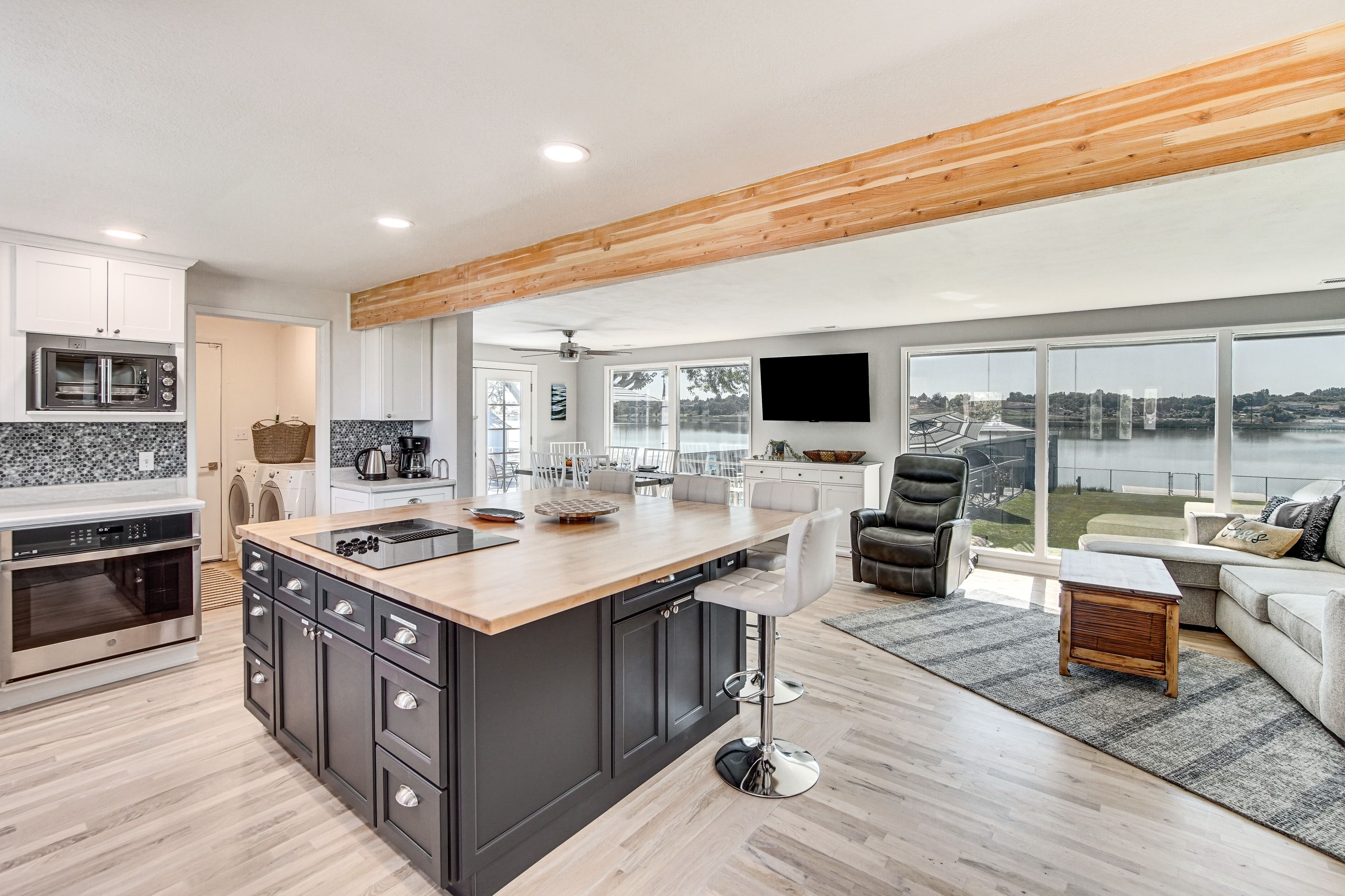 Main Living Room/Kitchen | Main Level | Smart TV w/ Cable | Lake Views