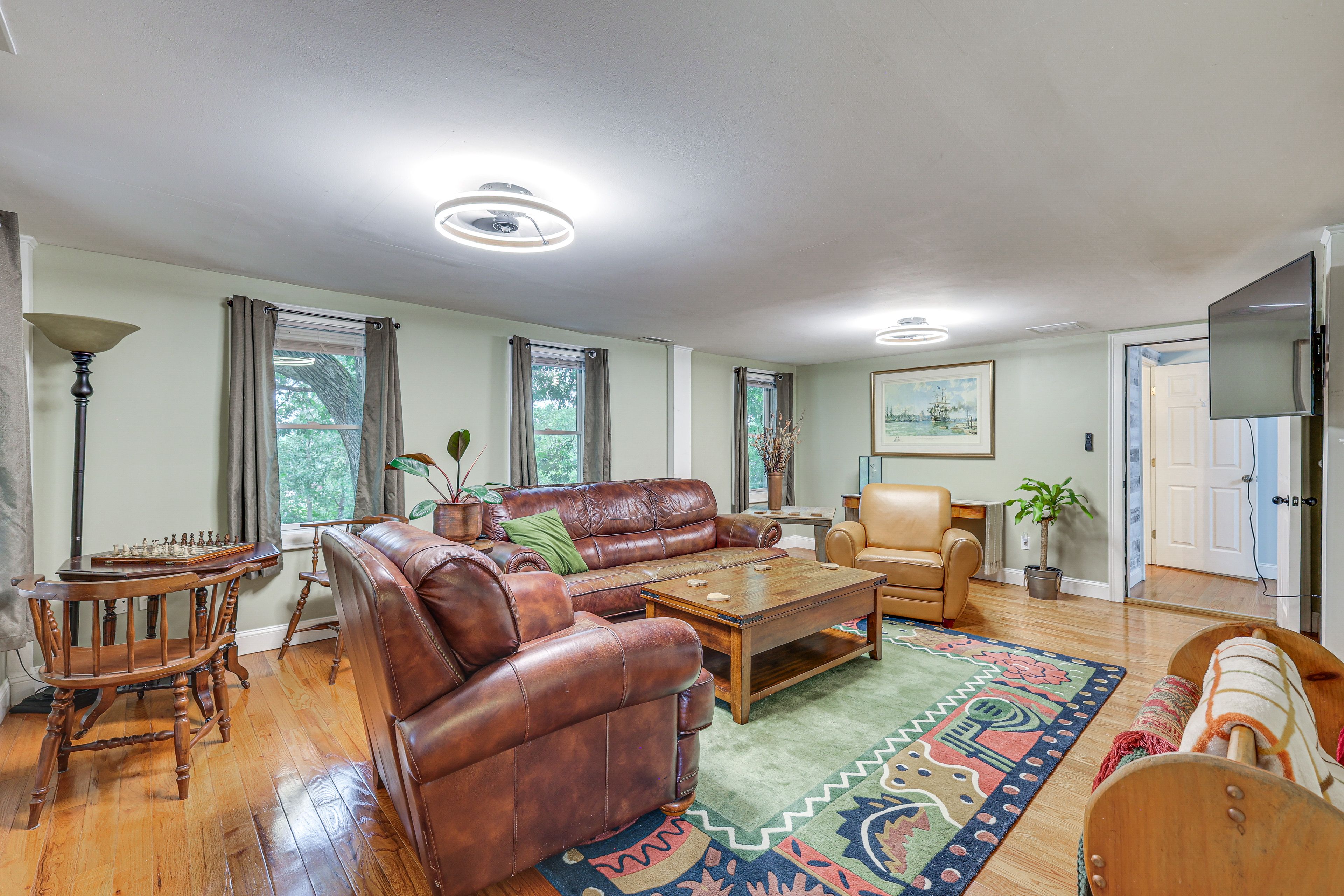 Putnam Vacation Rental | 5BR | 2BA | 2,363 Sq Ft | 3 Steps Required
