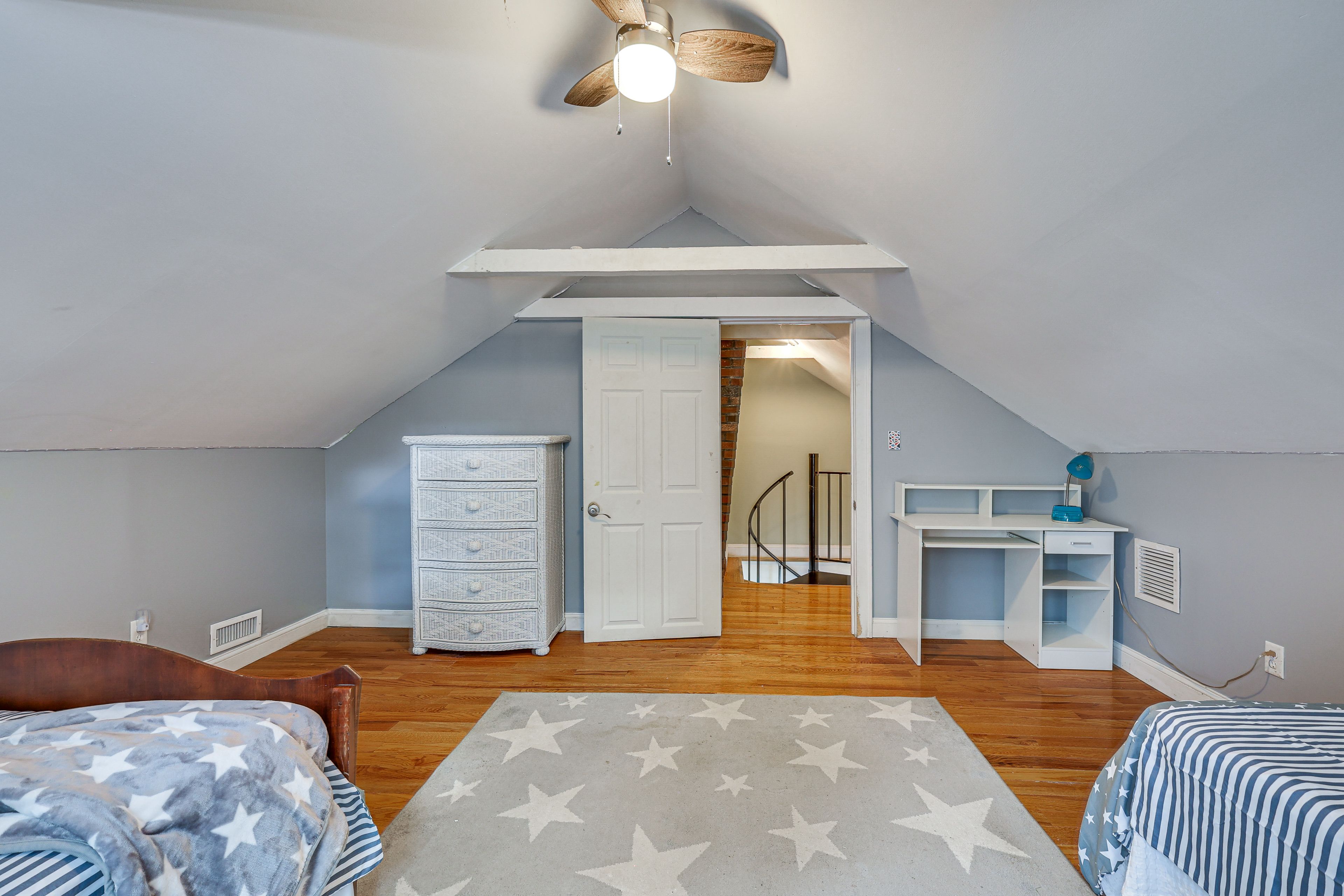 Bedroom 5 | 3rd Floor | Full Bed | Twin Bed