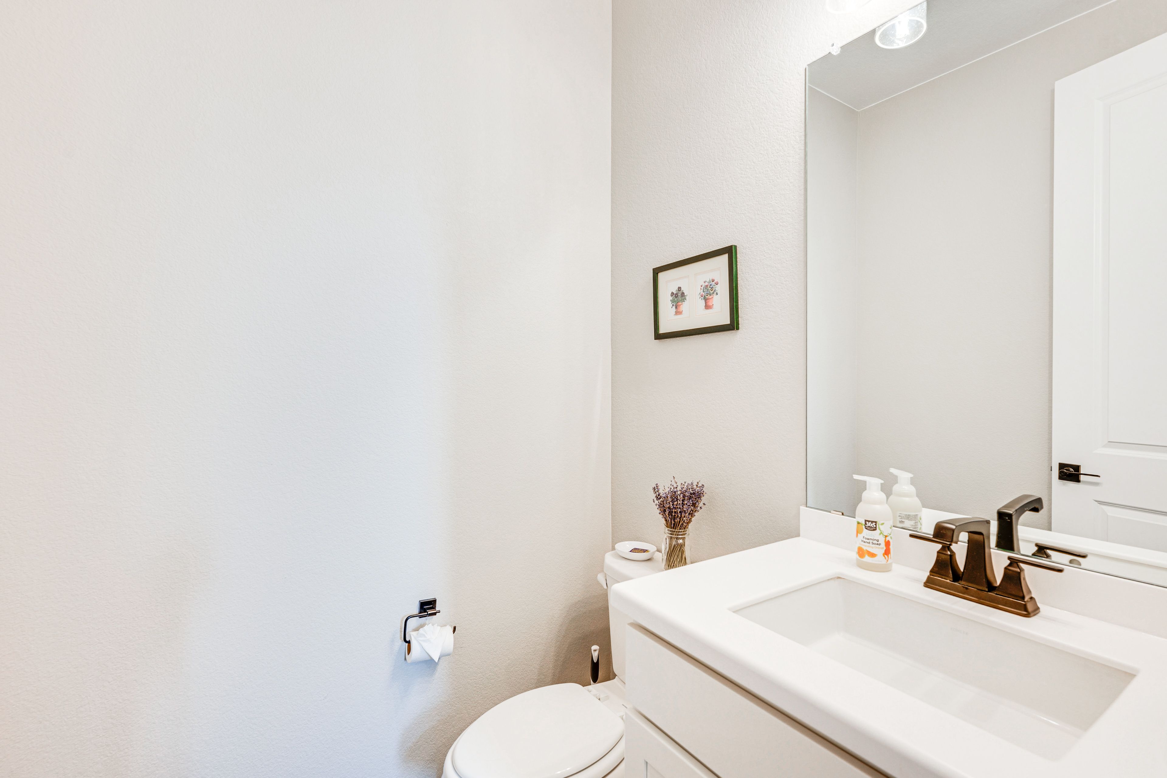 Half Bathroom | 1st Floor