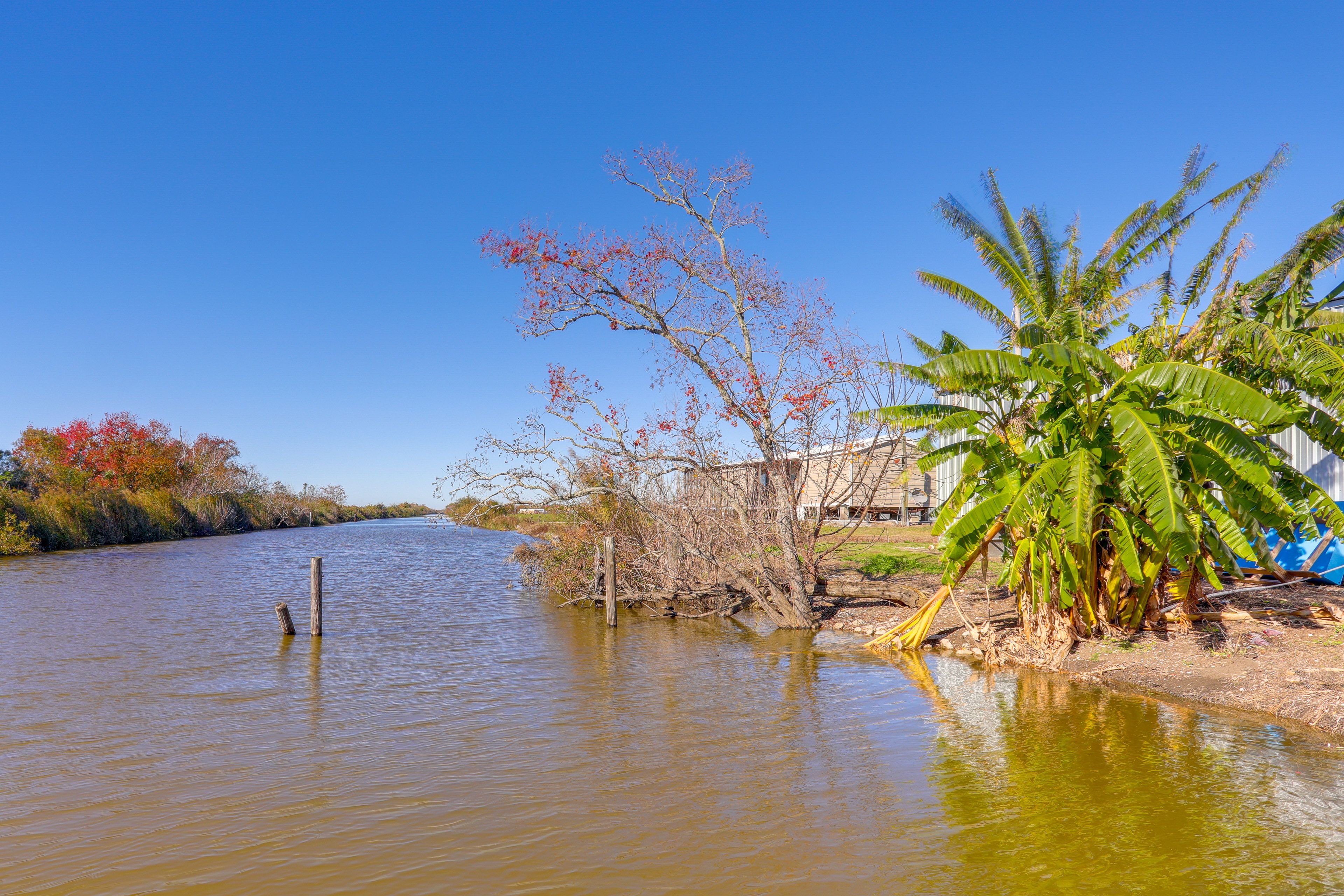 Canal-Front Property | Shared Fishing Dock