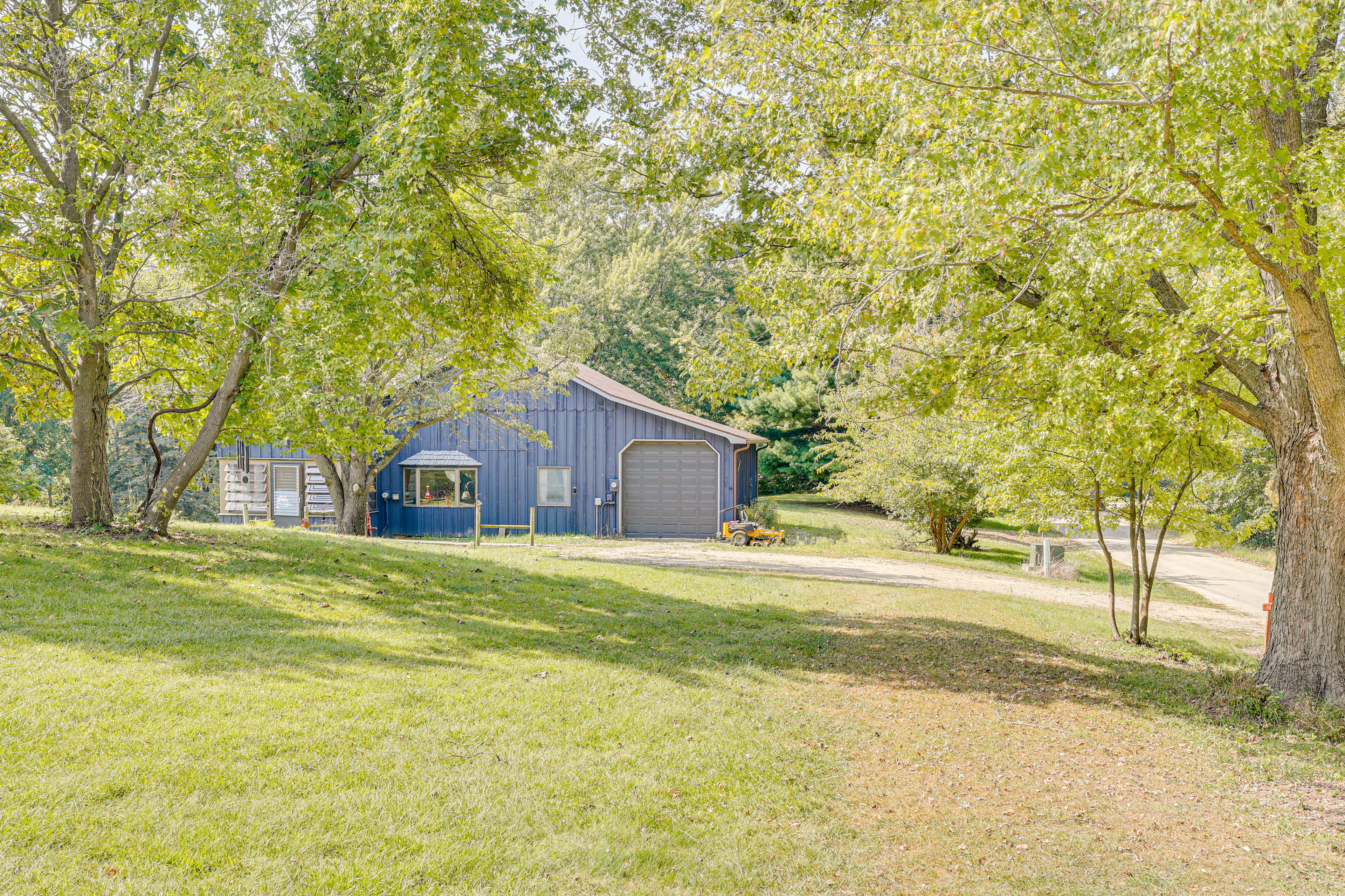Property Exterior | Single-Story Cabin