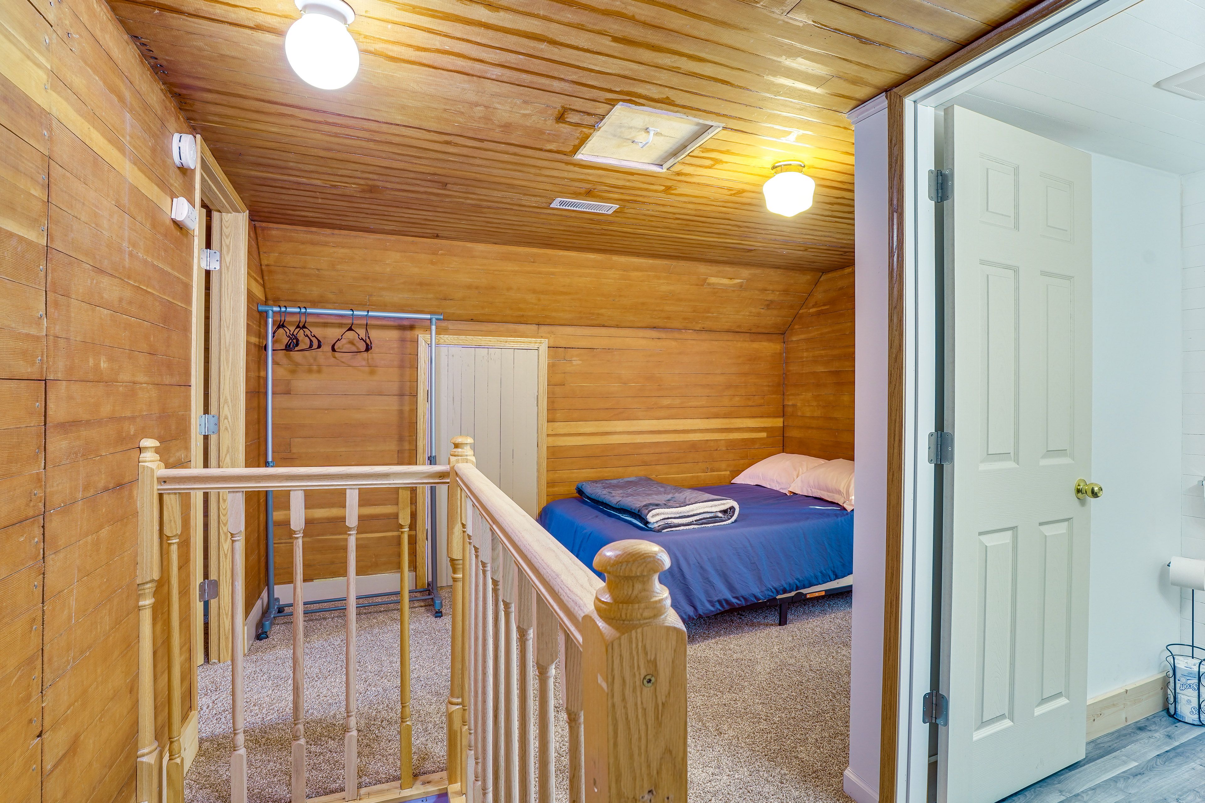 Bedroom 2 | Full Bed | 2nd Floor