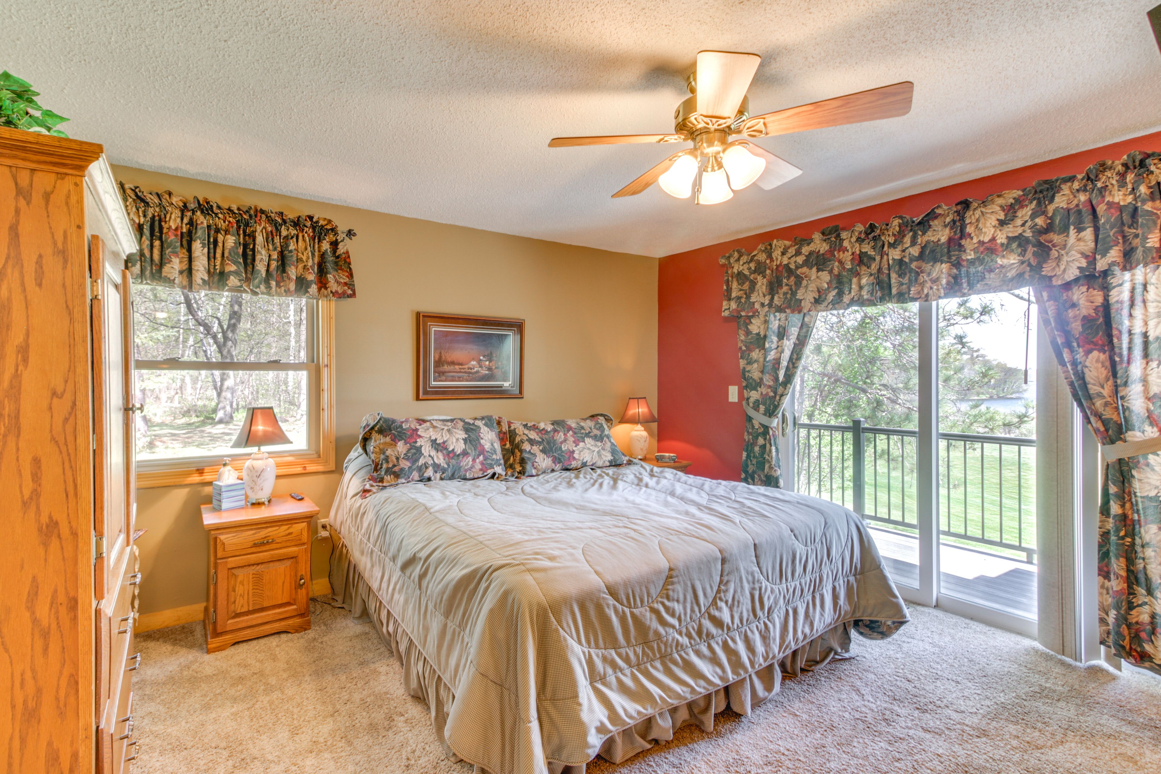 Bedroom 1 | King Bed | Linens Provided | Main Level